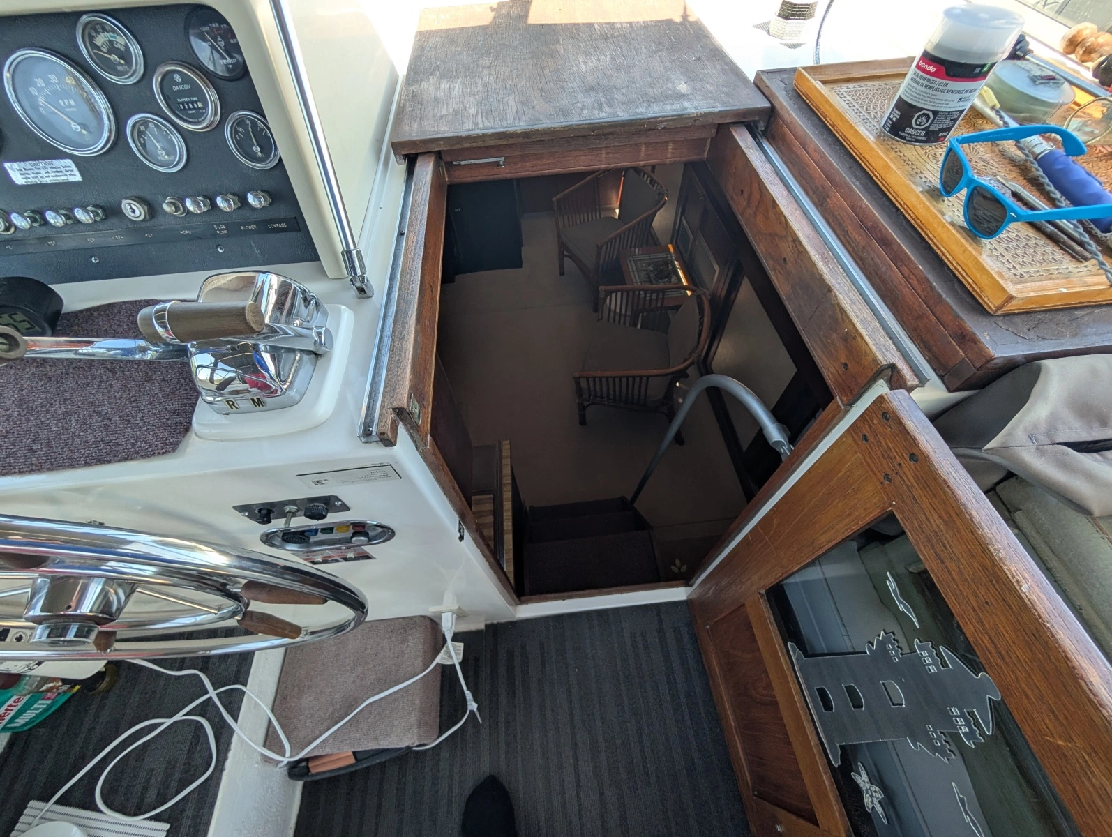 1977 Trojan 36 Tri-Cabin 36