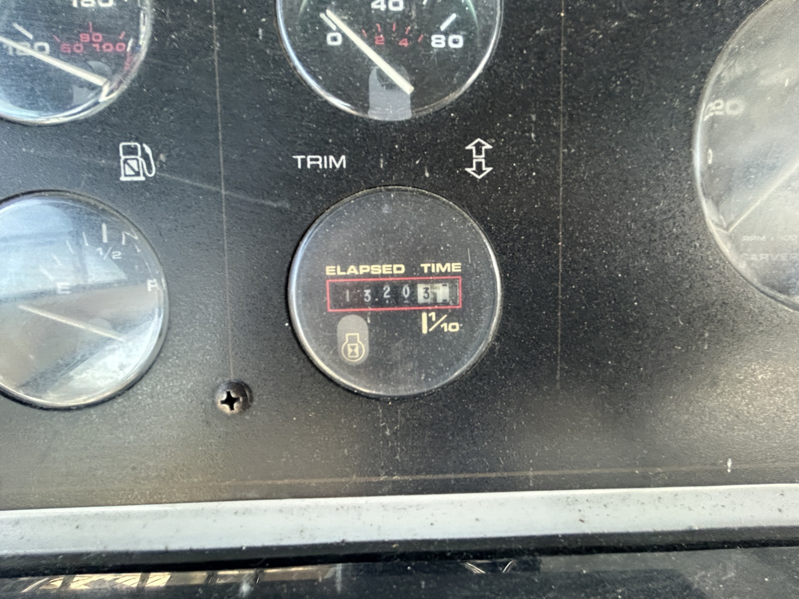 1990 Carver 380 Santego