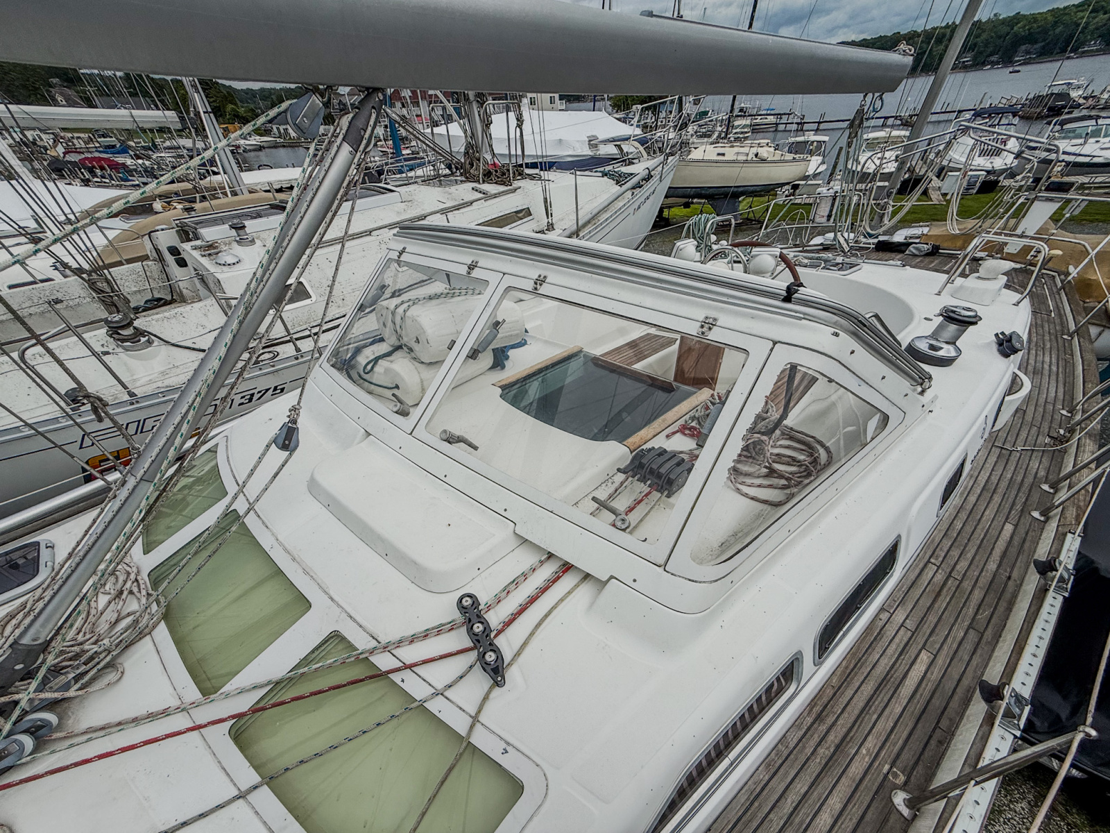 2005 Beneteau  Oceanis Clipper 423