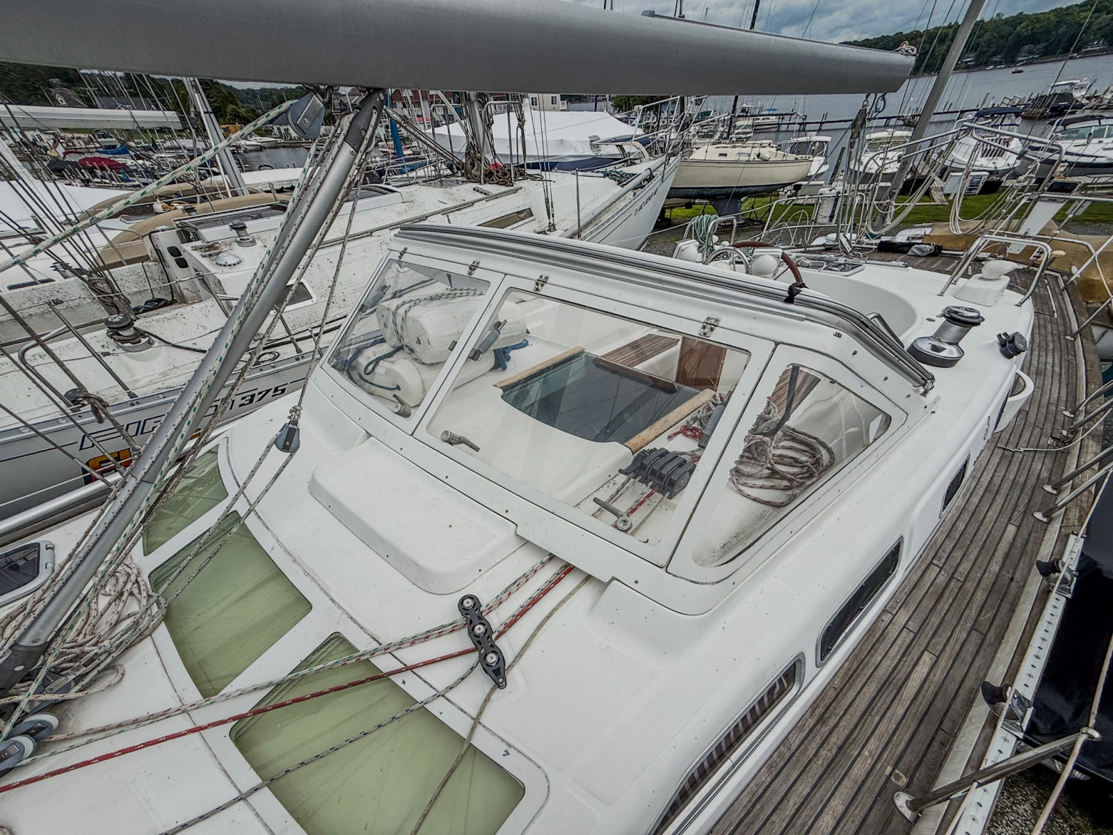 2005 Beneteau  Oceanis Clipper 423