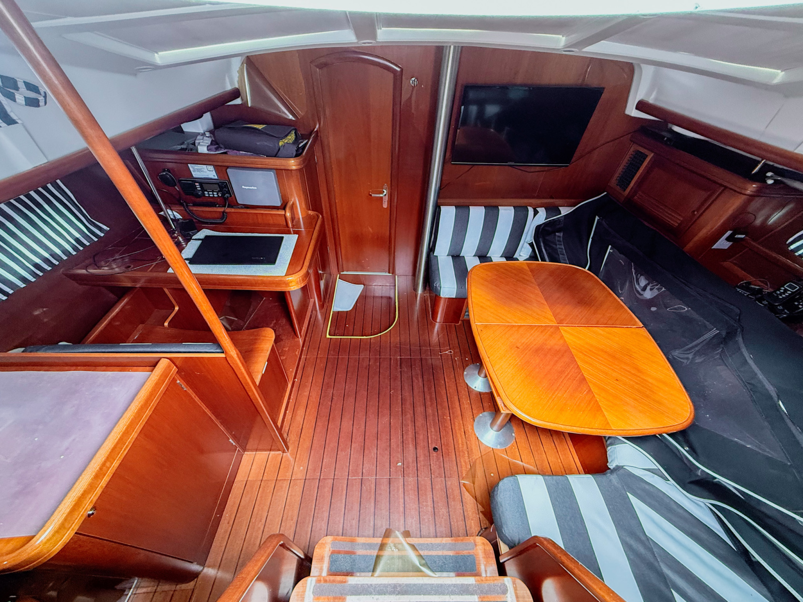 2005 Beneteau  Oceanis Clipper 423