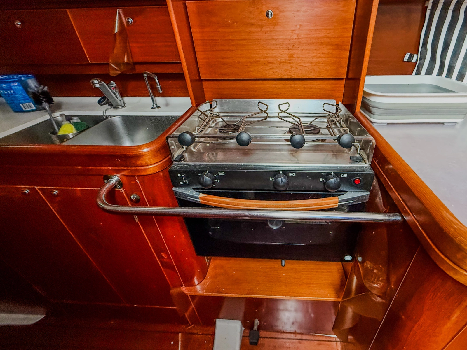 2005 Beneteau  Oceanis Clipper 423