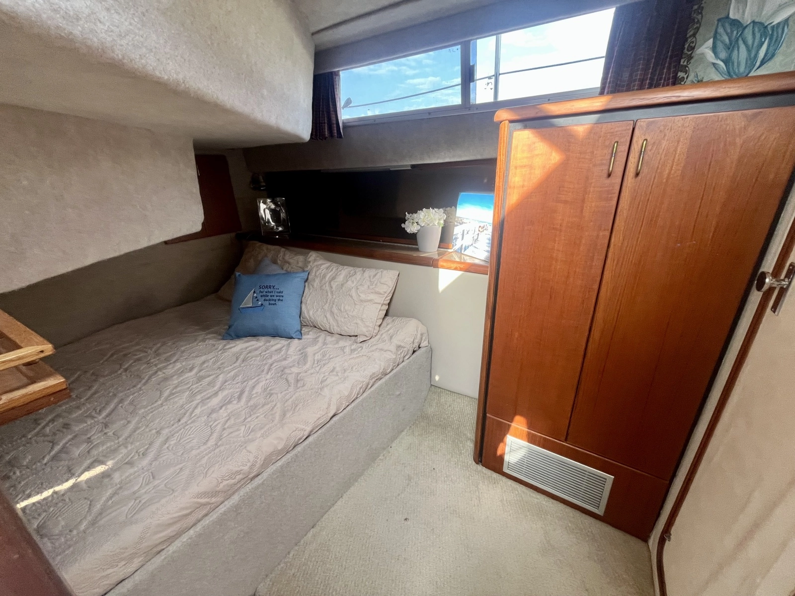 1990 Bayliner 3888 Motoryacht 38