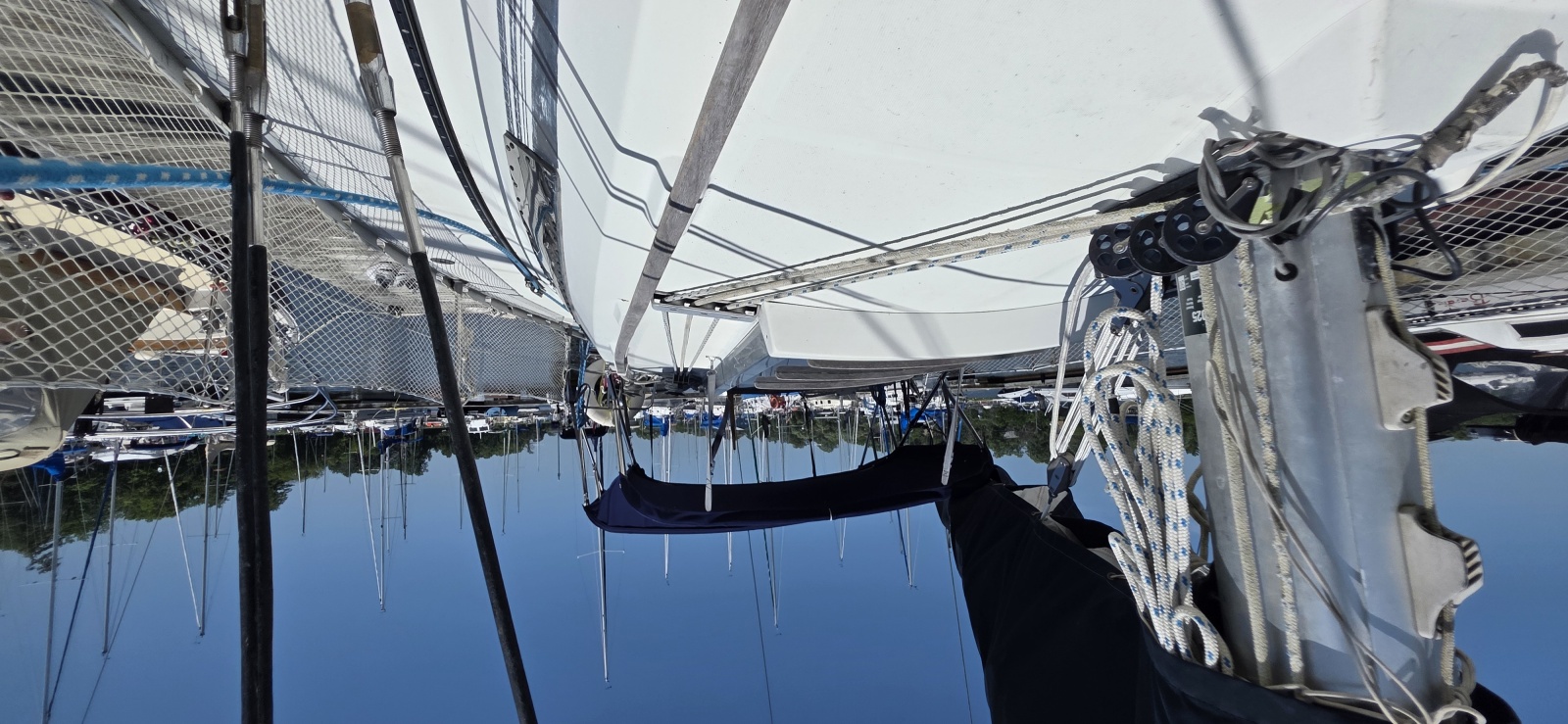 1985 Beneteau First 305