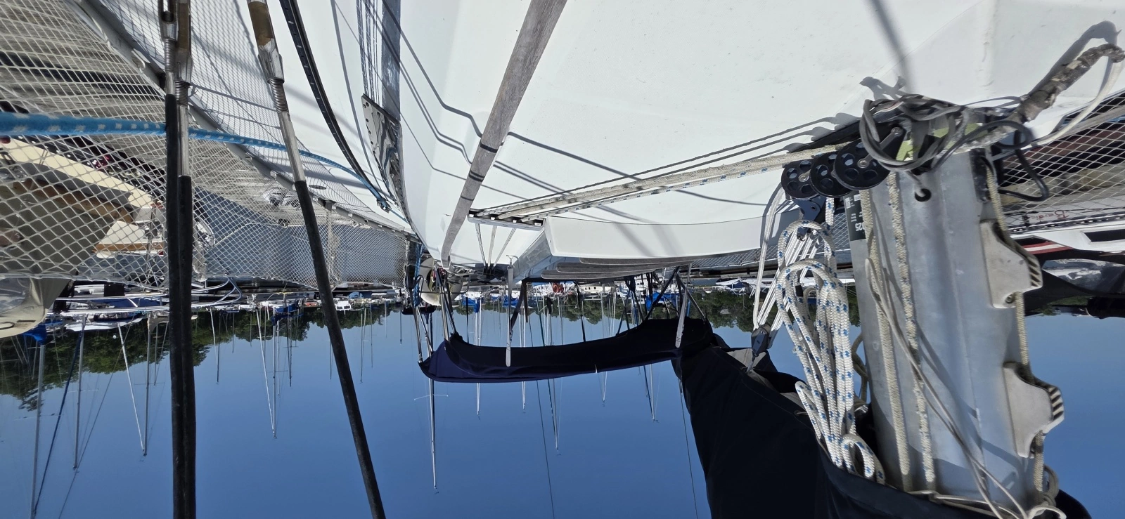 1985 Beneteau First 305