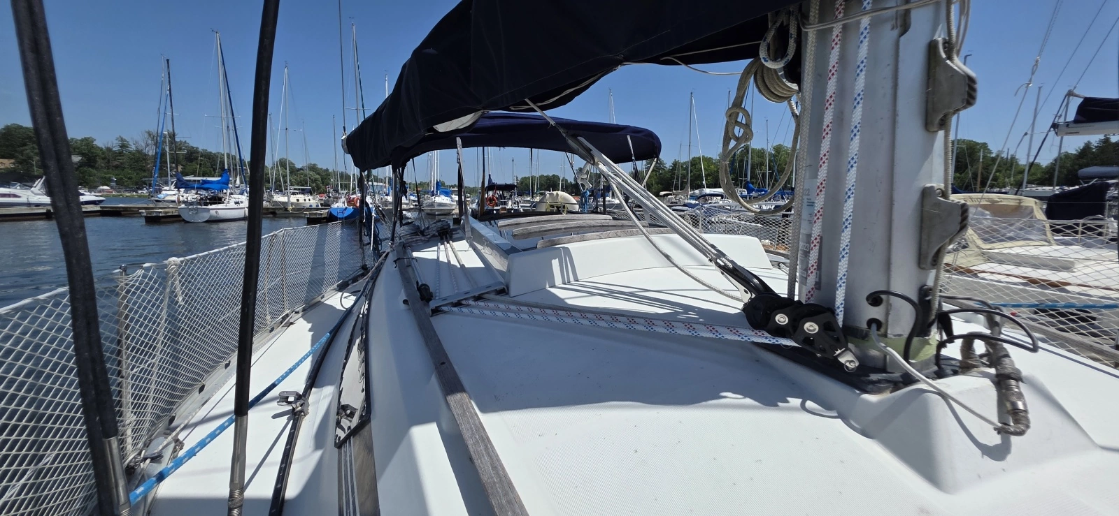 1985 Beneteau First 305