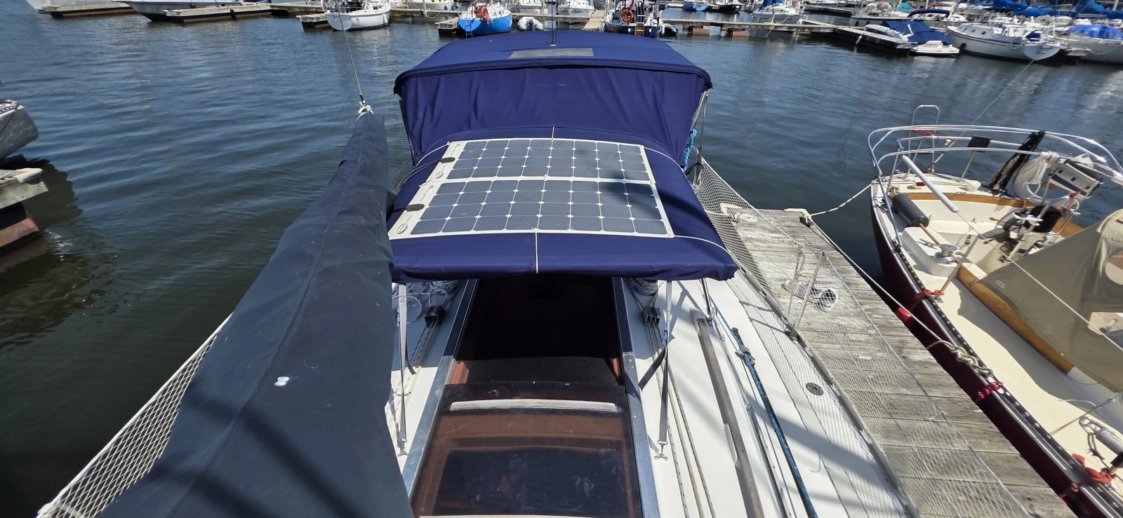 1985 Beneteau First 305