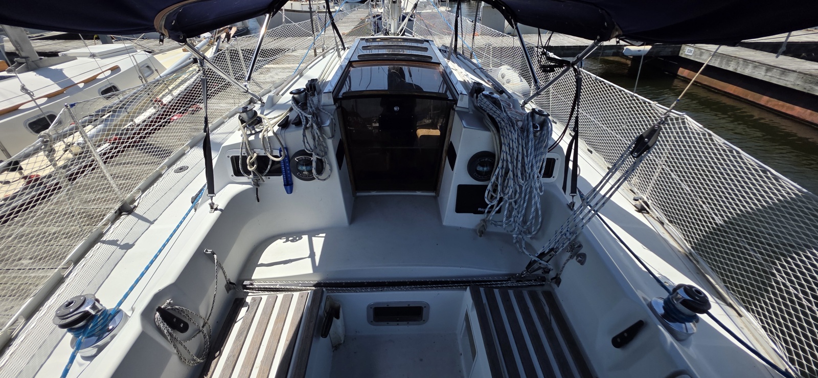 1985 Beneteau First 305