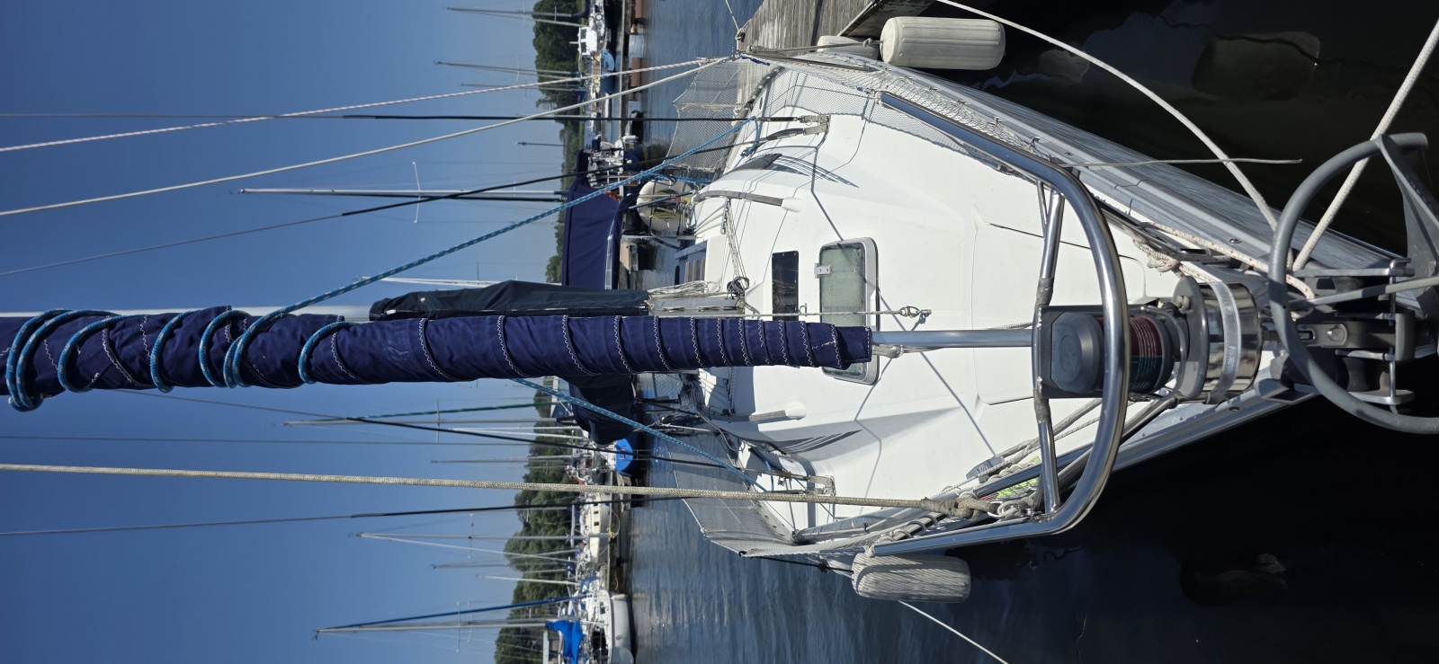 1985 Beneteau First 305