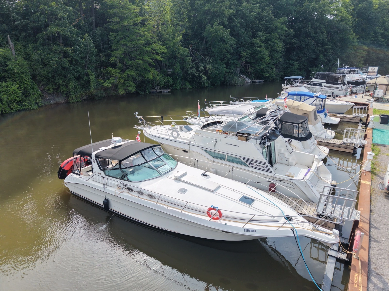 1998 Sea Ray 400 Express