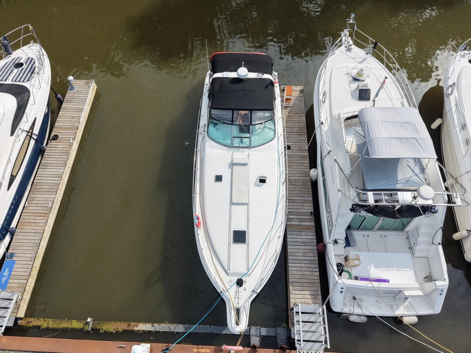 1998 Sea Ray 400 Express