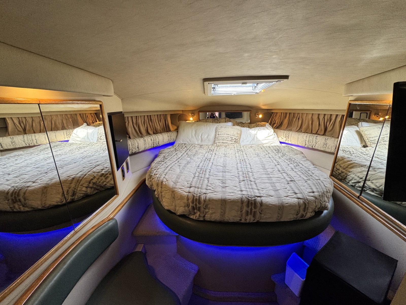1998 Sea Ray 400 Express