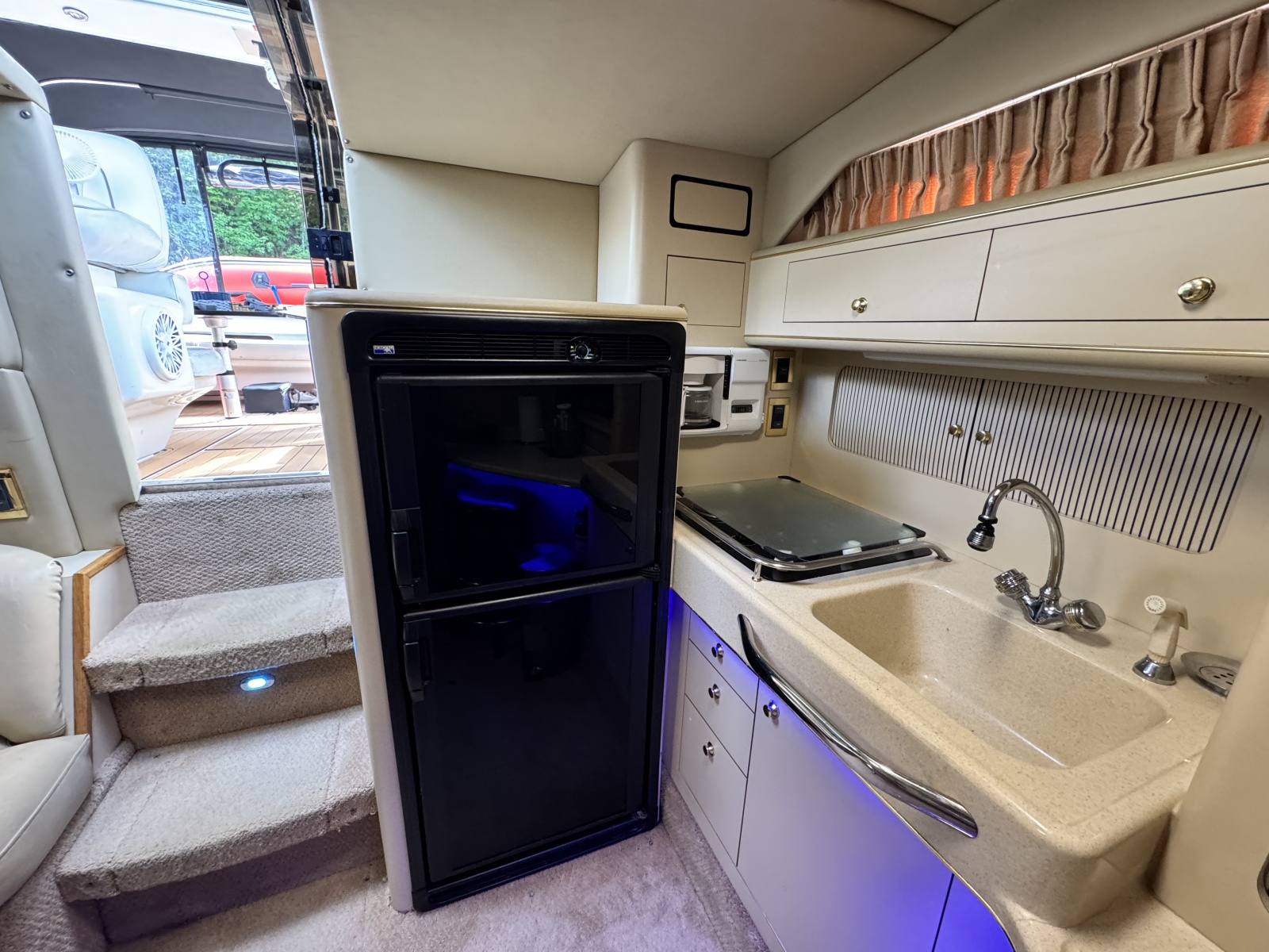 1998 Sea Ray 400 Express