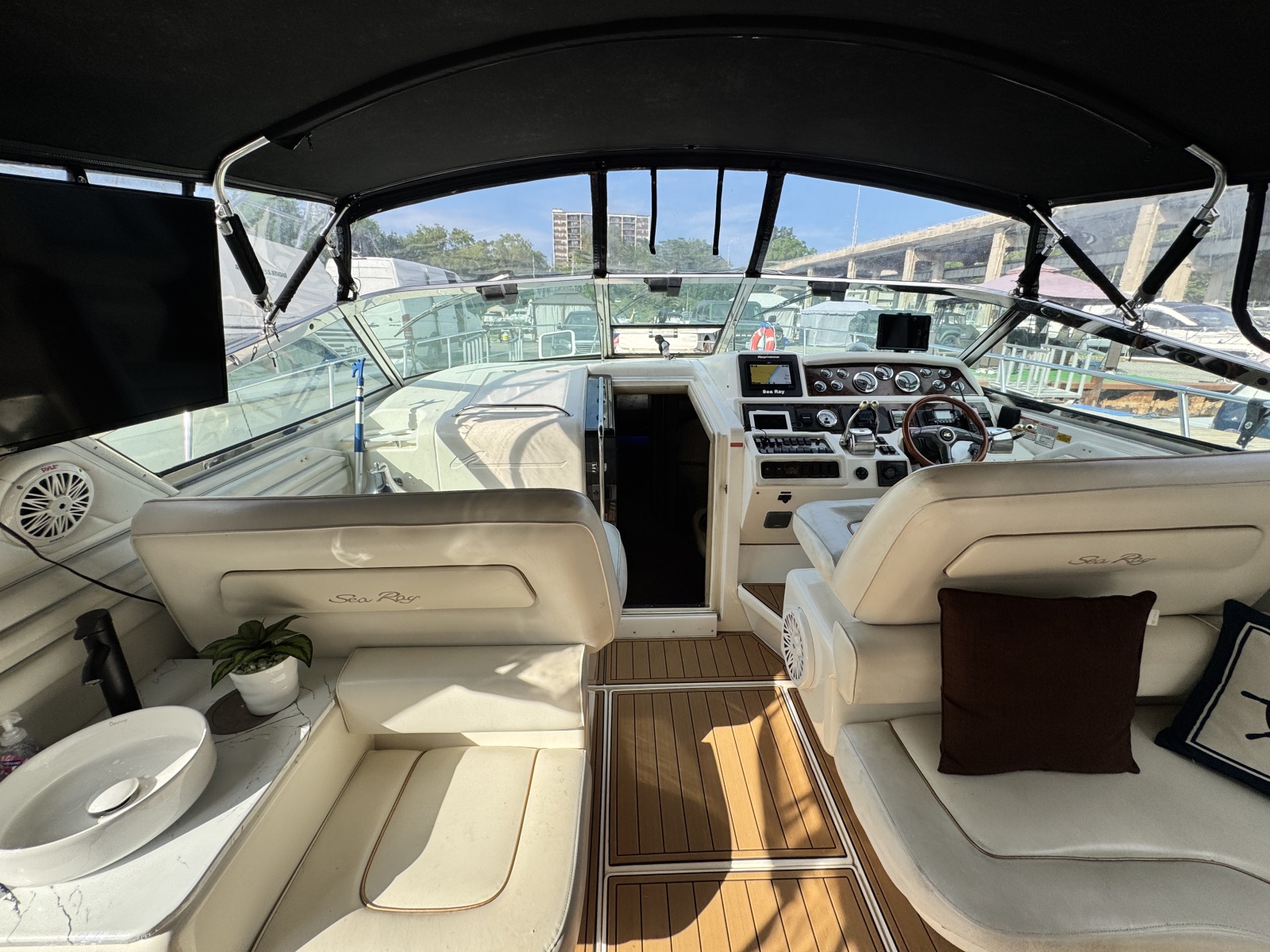 1998 Sea Ray 400 Express