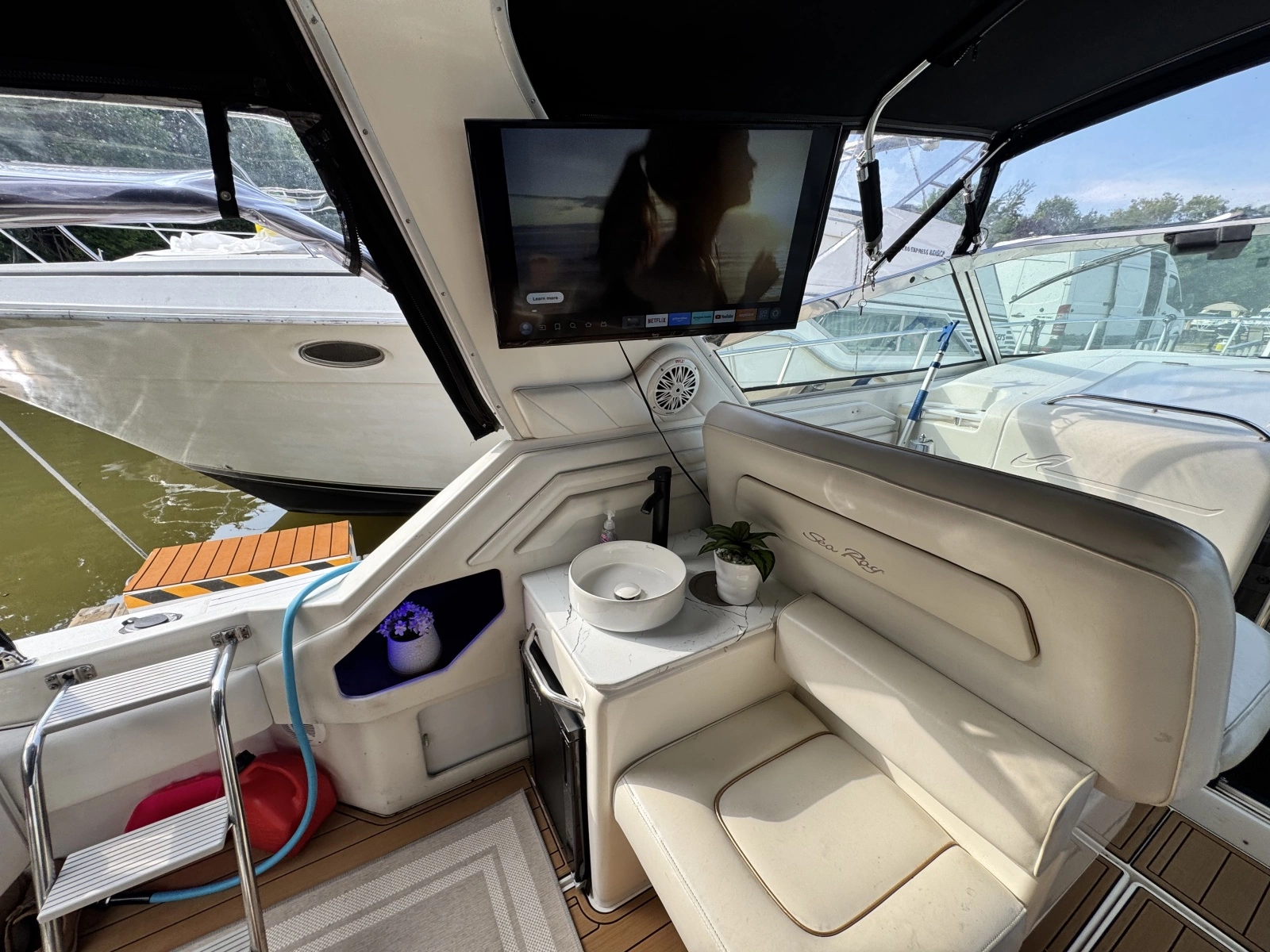 1998 Sea Ray 400 Express