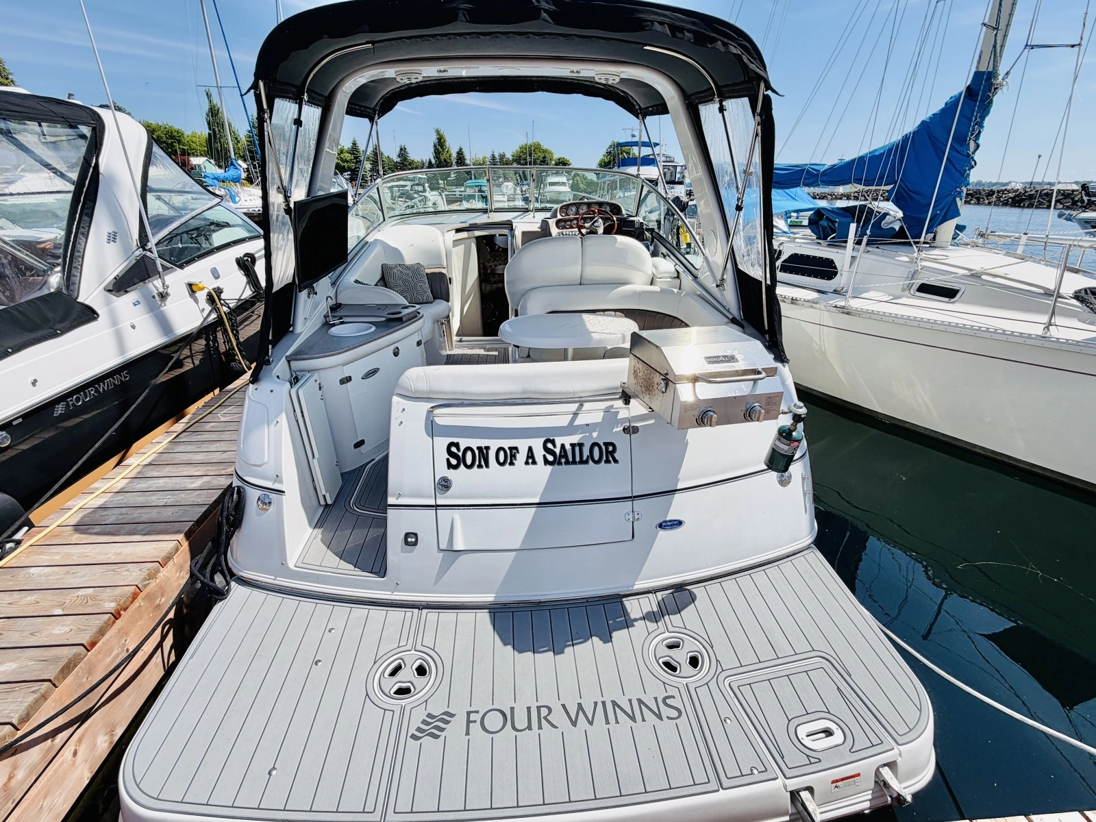 2006 Four Winns 288 Vista