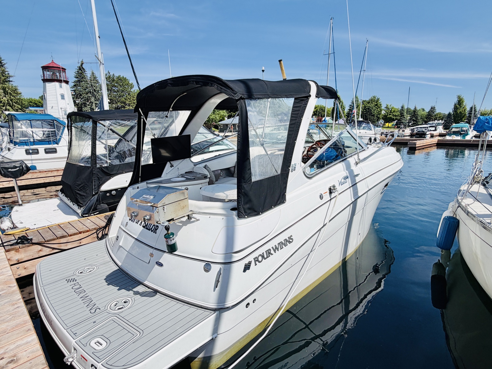 2006 Four Winns 288 Vista