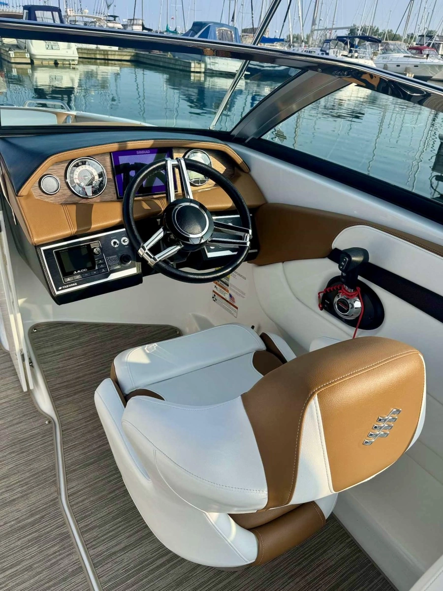 2022 Four Winns H260