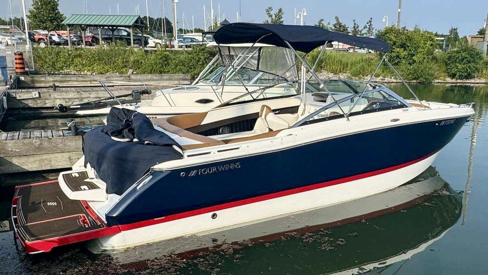 2022 Four Winns H260