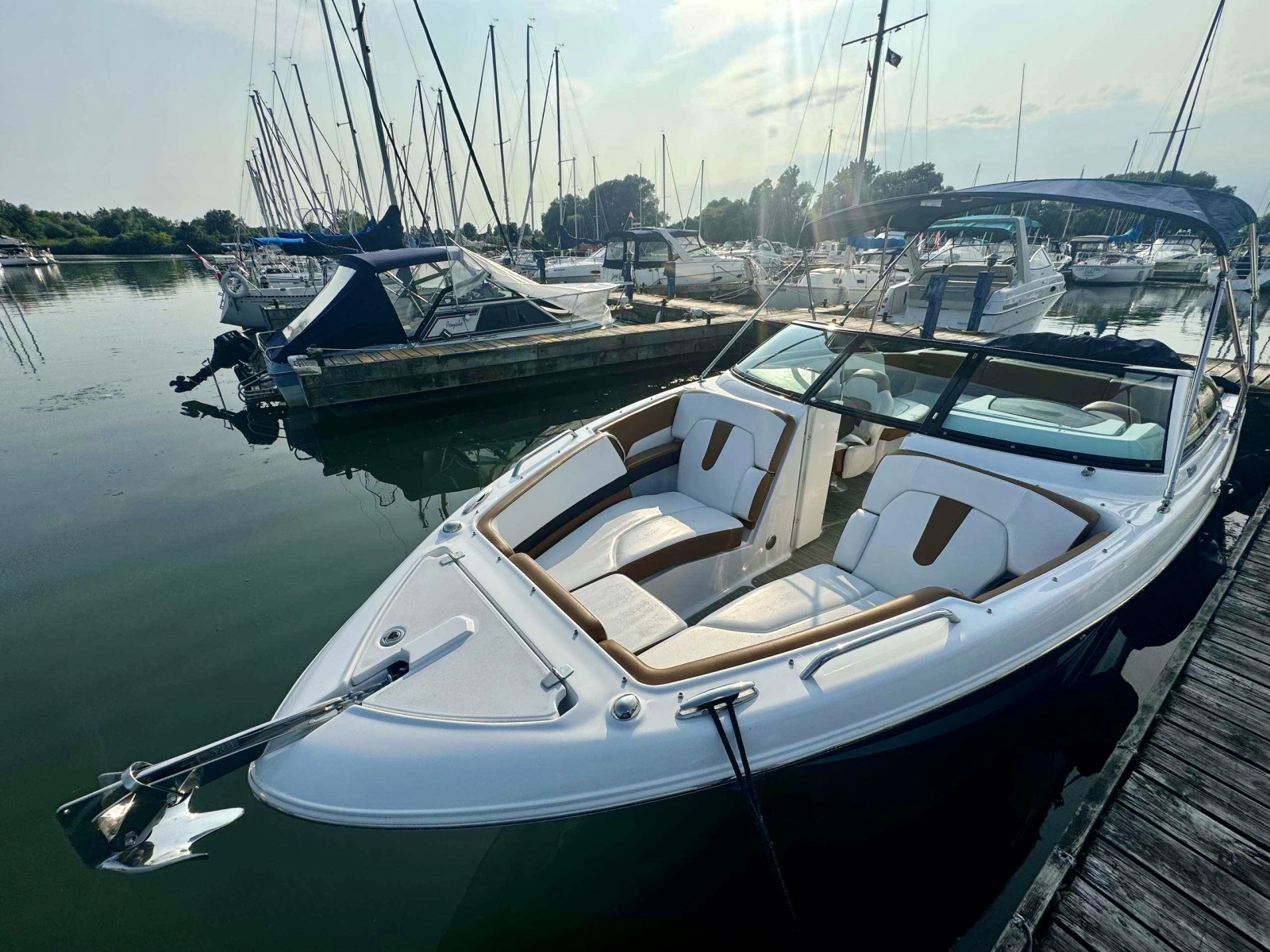 2022 Four Winns H260