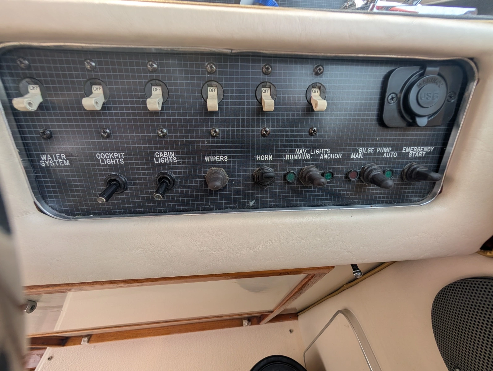 1986 Sea Ray 300 Weekender 30