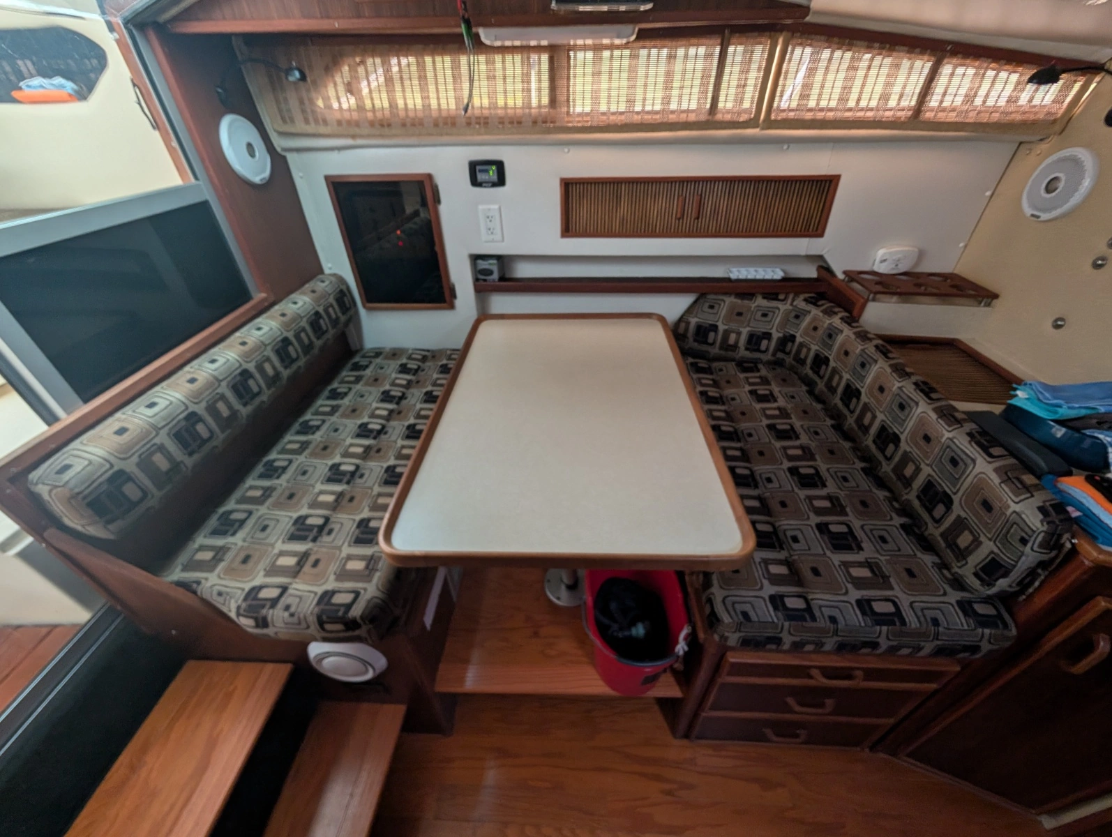 1986 Sea Ray 300 Weekender 30