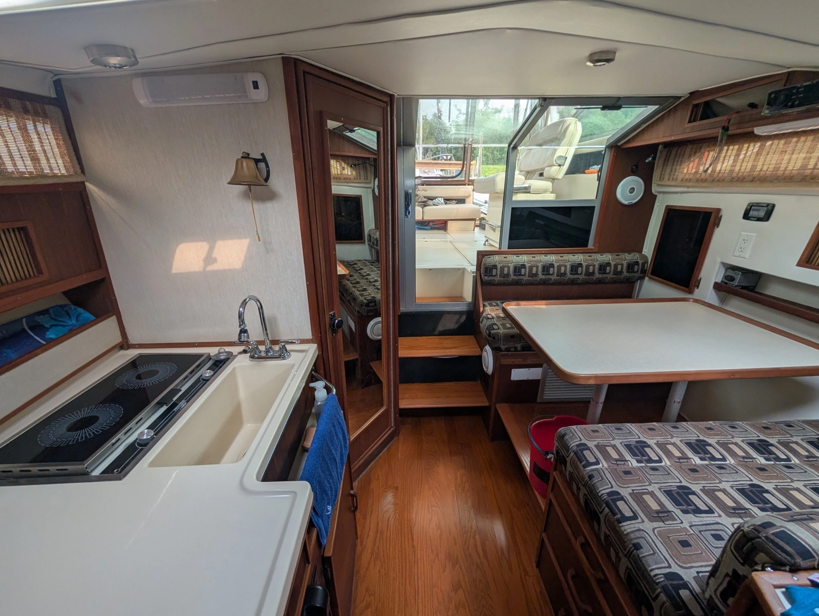 1986 Sea Ray 300 Weekender 30