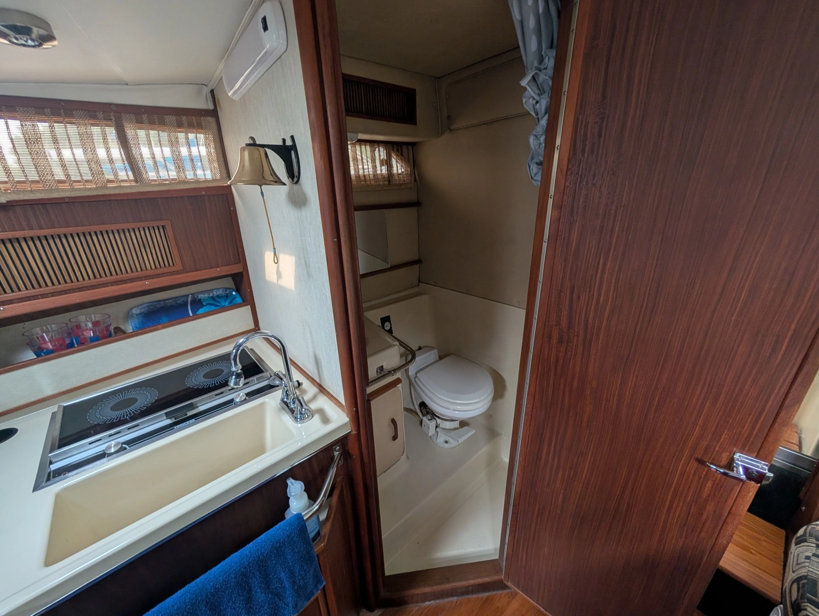 1986 Sea Ray 300 Weekender 30