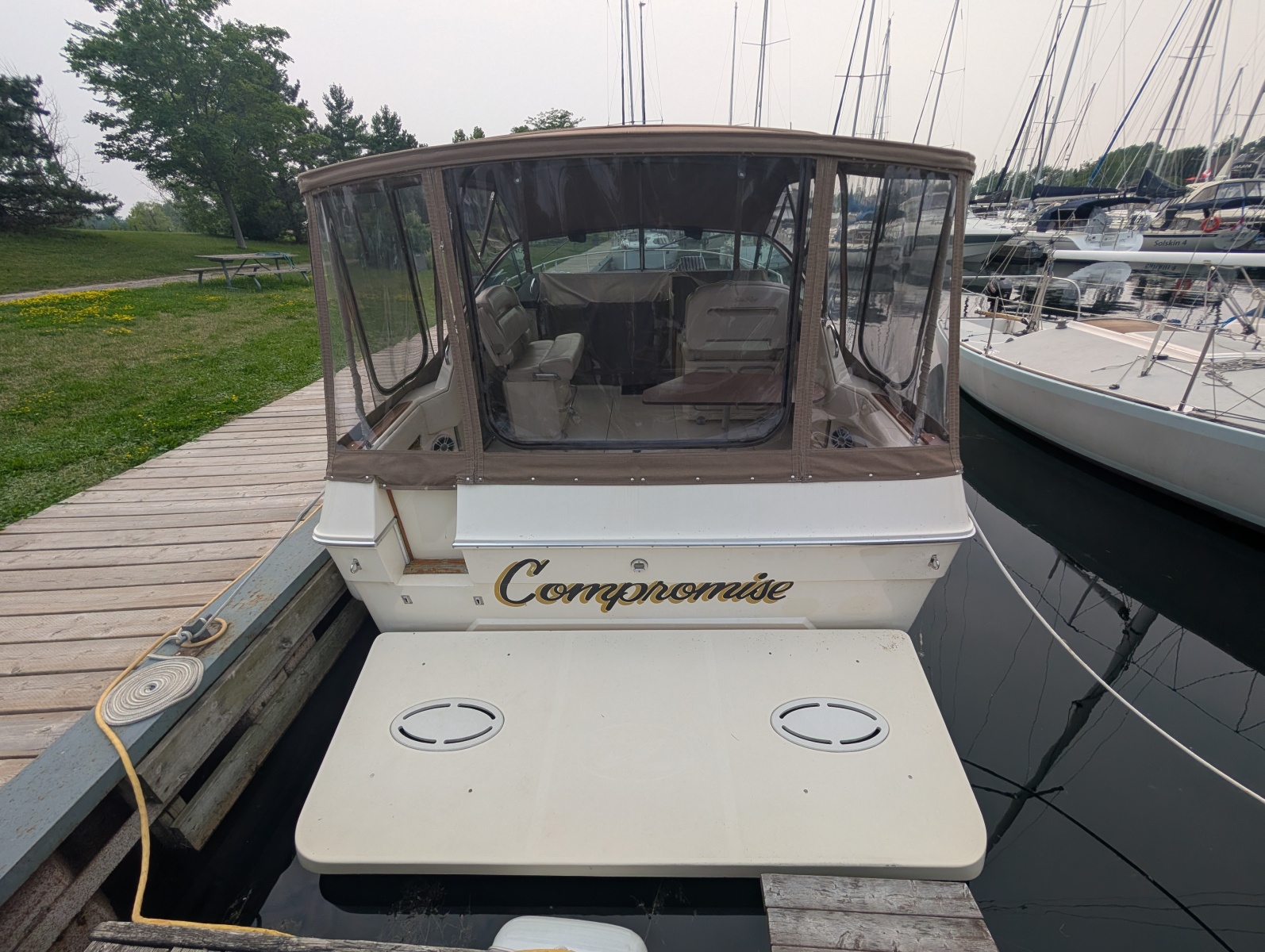 1986 Sea Ray 300 Weekender 30