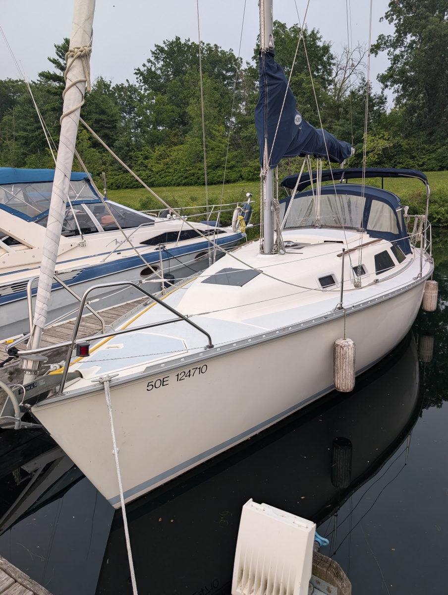 1990 Hunter 28