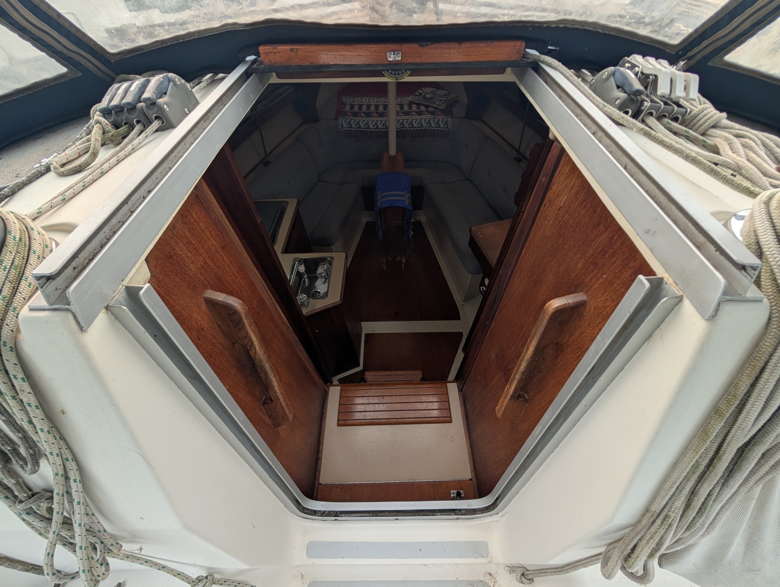 1990 Hunter 28