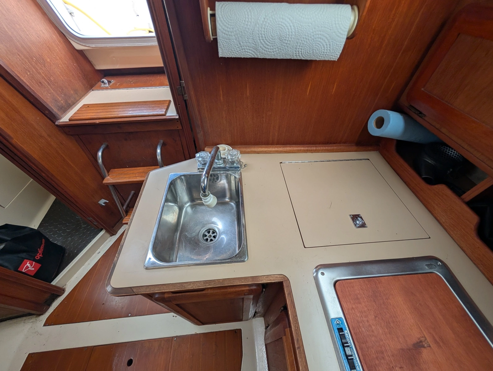 1990 Hunter 28