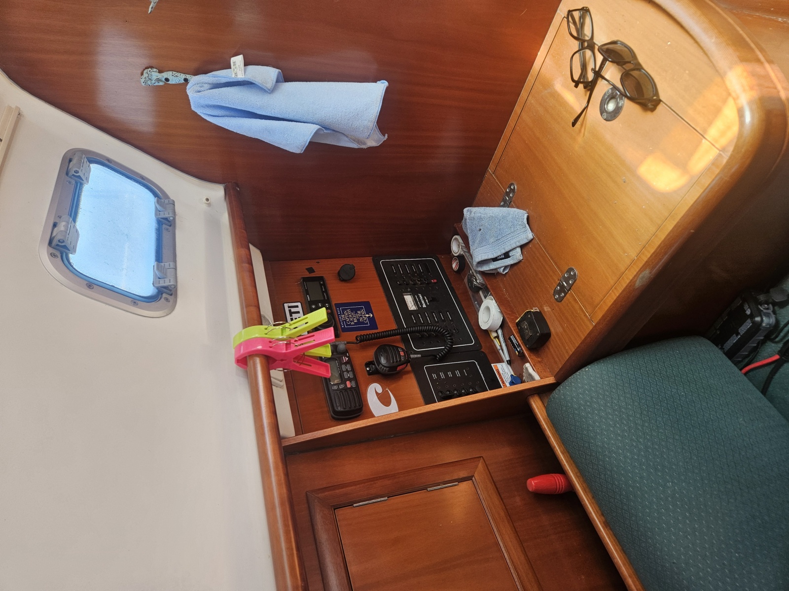 2003 Beneteau 311 31
