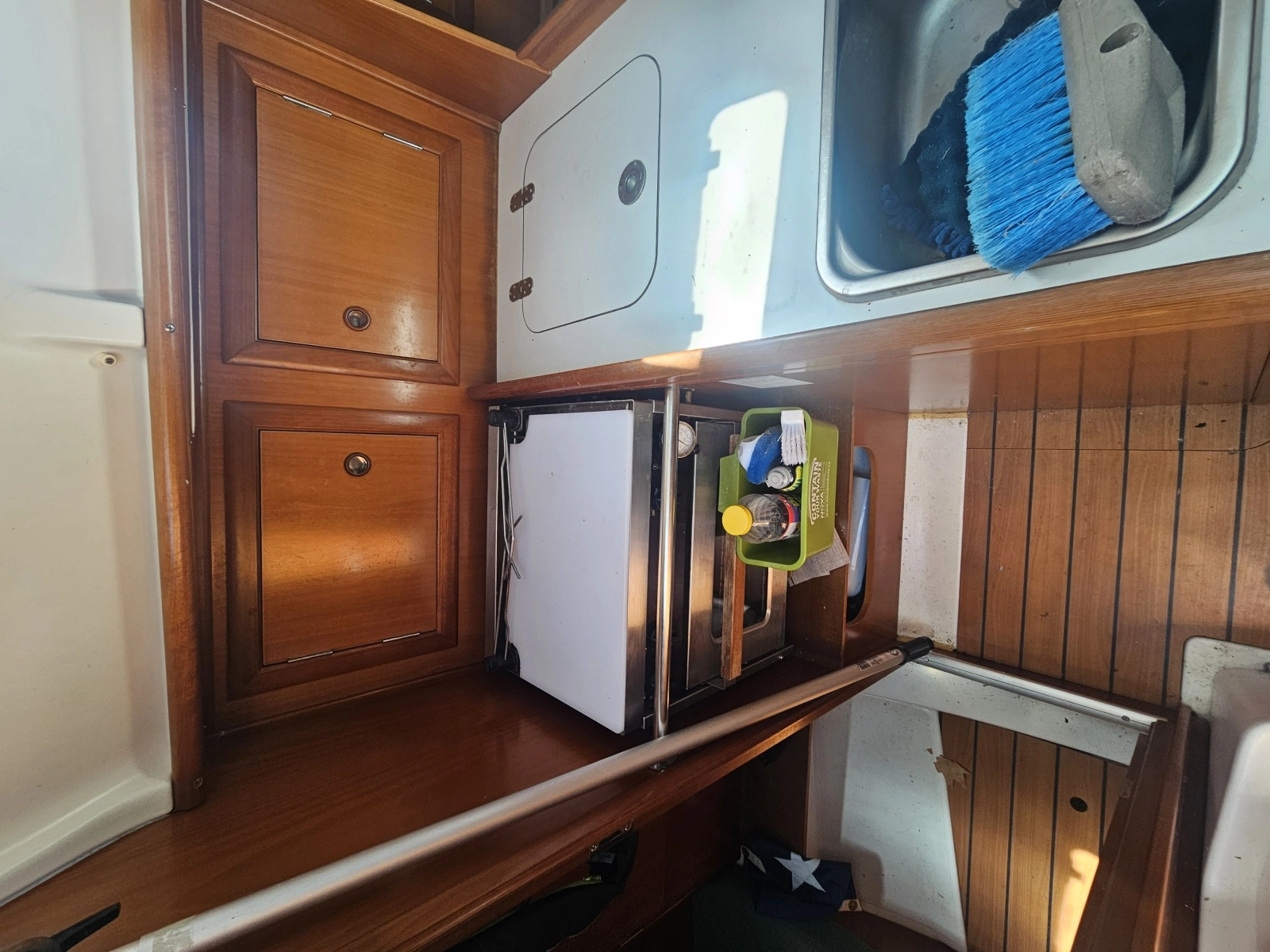 2003 Beneteau 311 31