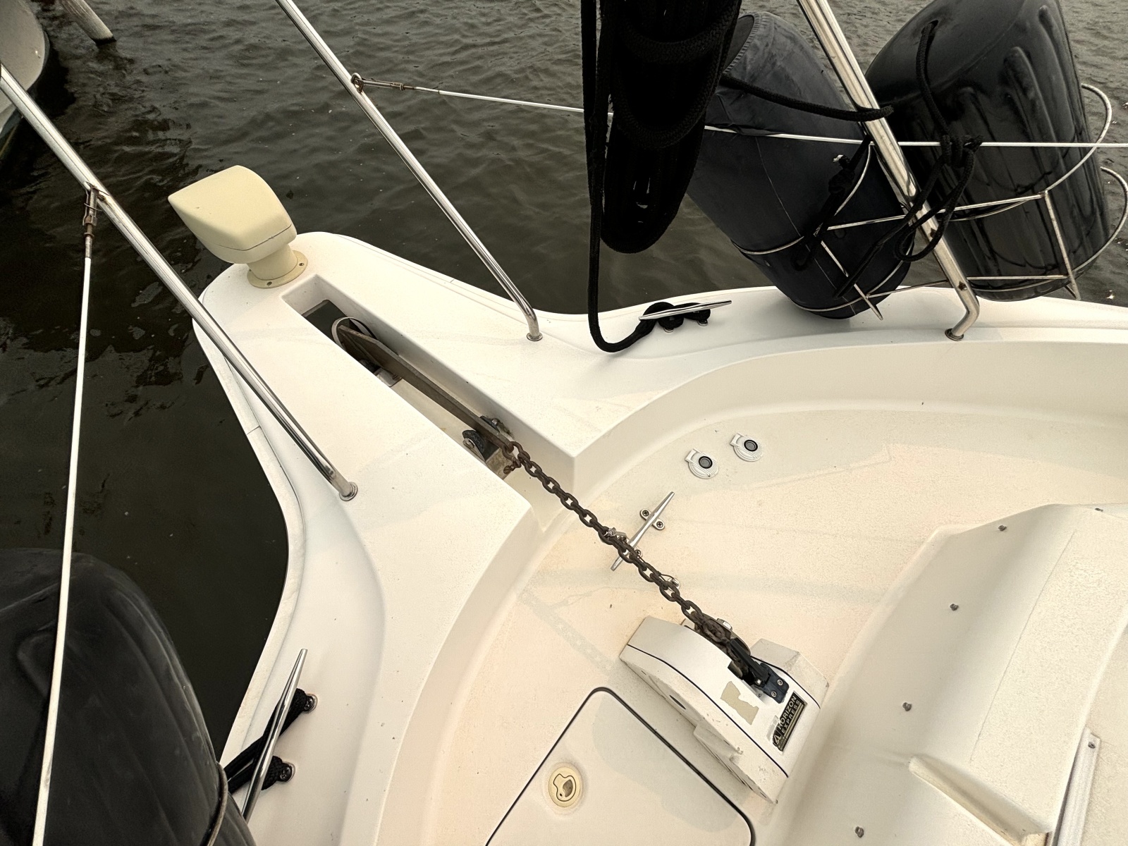 2000 Silverton 422 Motor Yacht