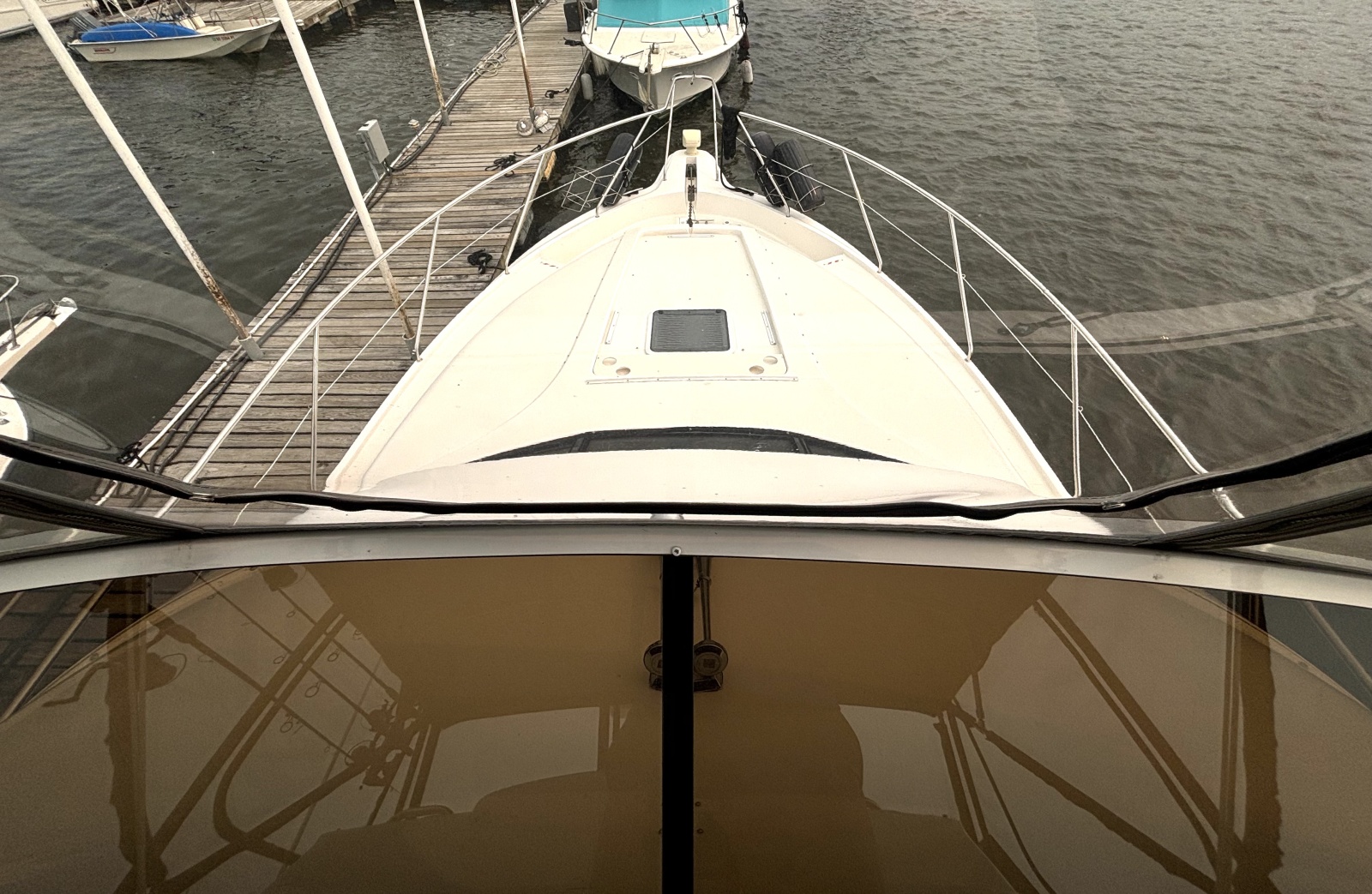 2000 Silverton 422 Motor Yacht