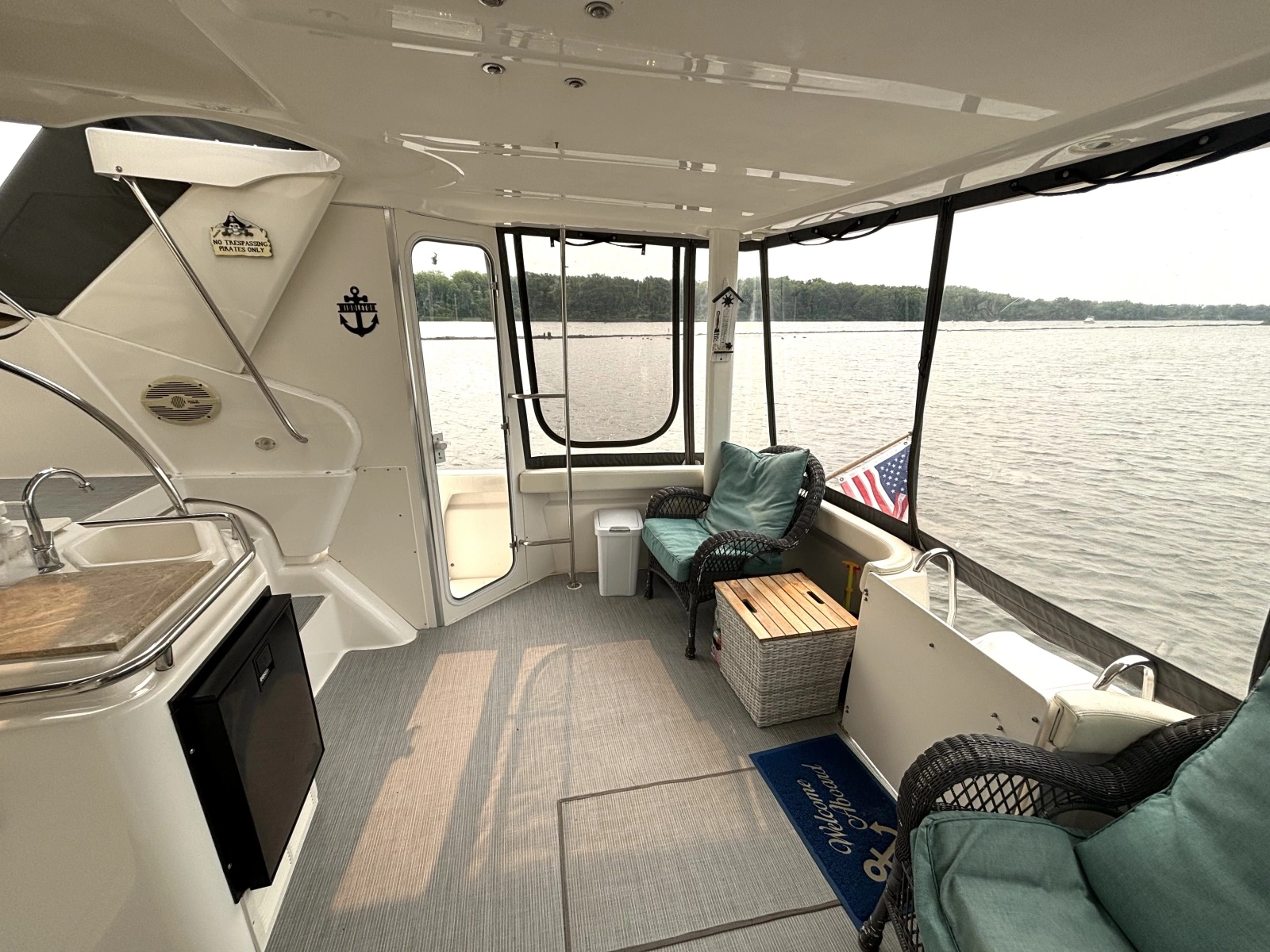 2000 Silverton 422 Motor Yacht