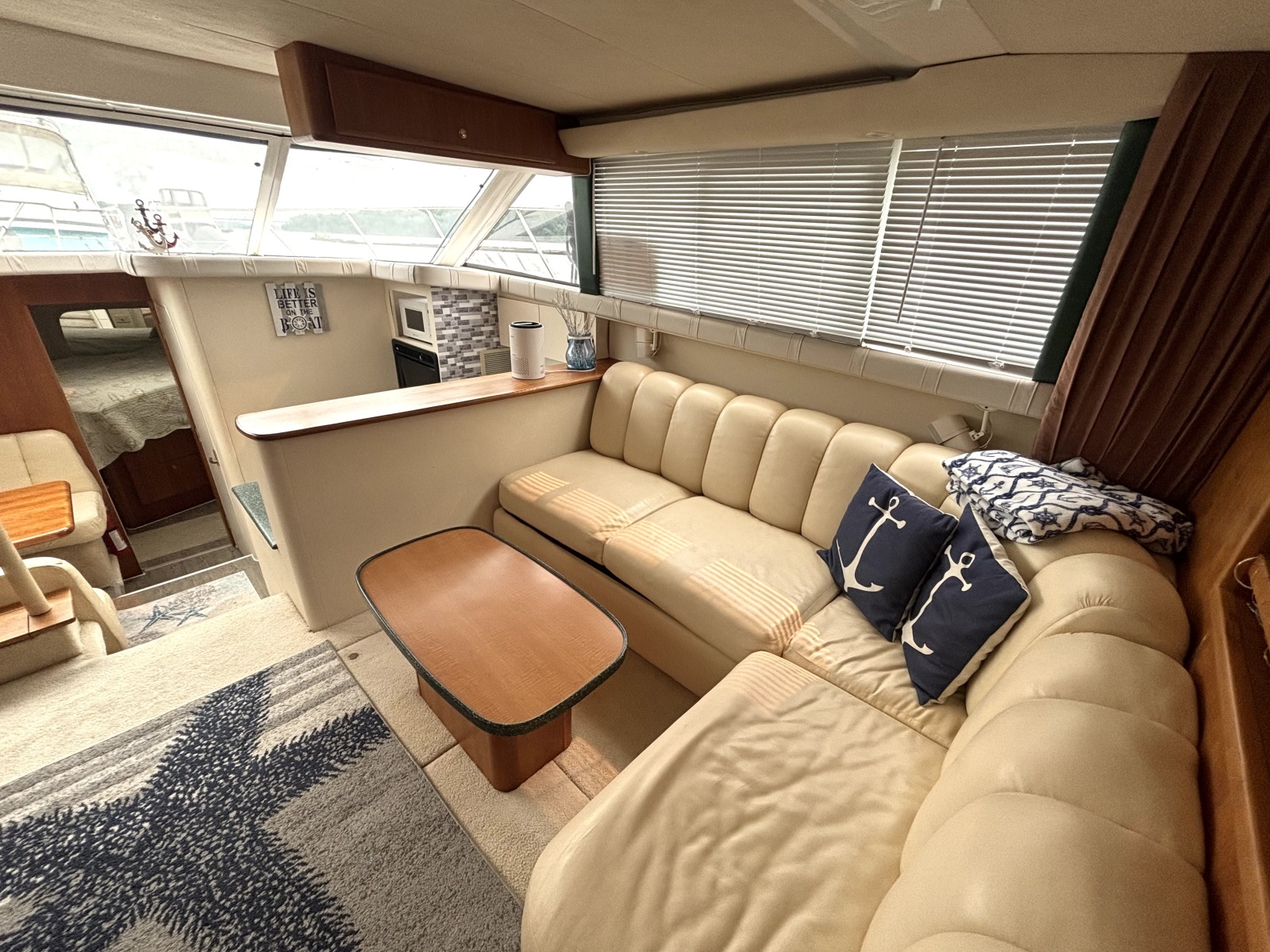 2000 Silverton 422 Motor Yacht