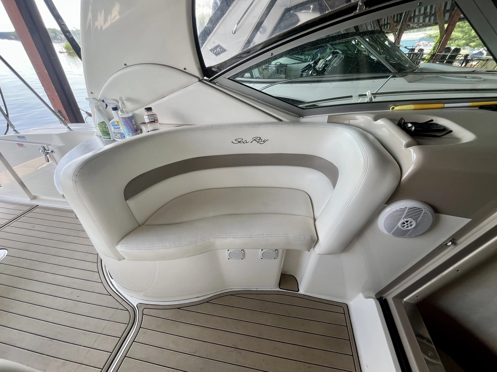 2003 Sea Ray 320 Sundancer
