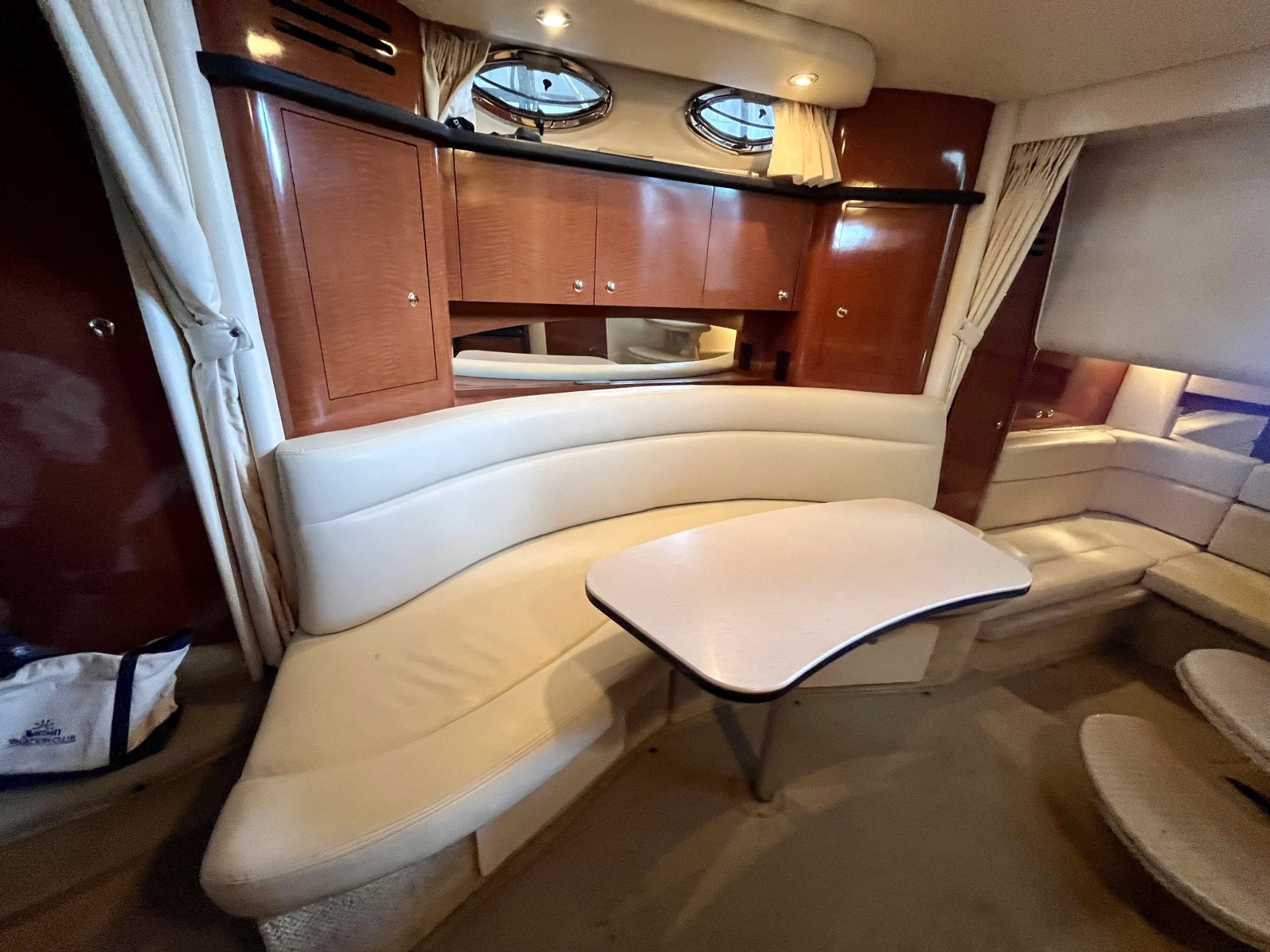 2003 Sea Ray 320 Sundancer