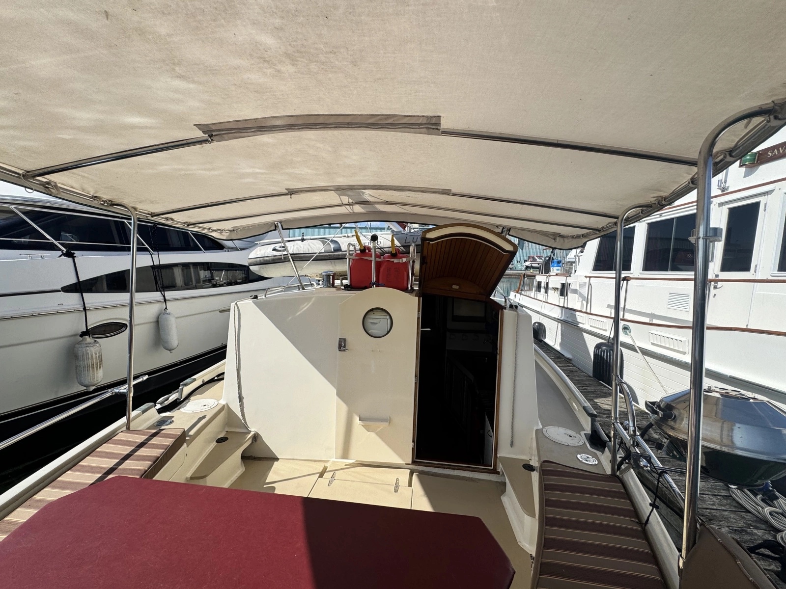 2001 Benford Fantail