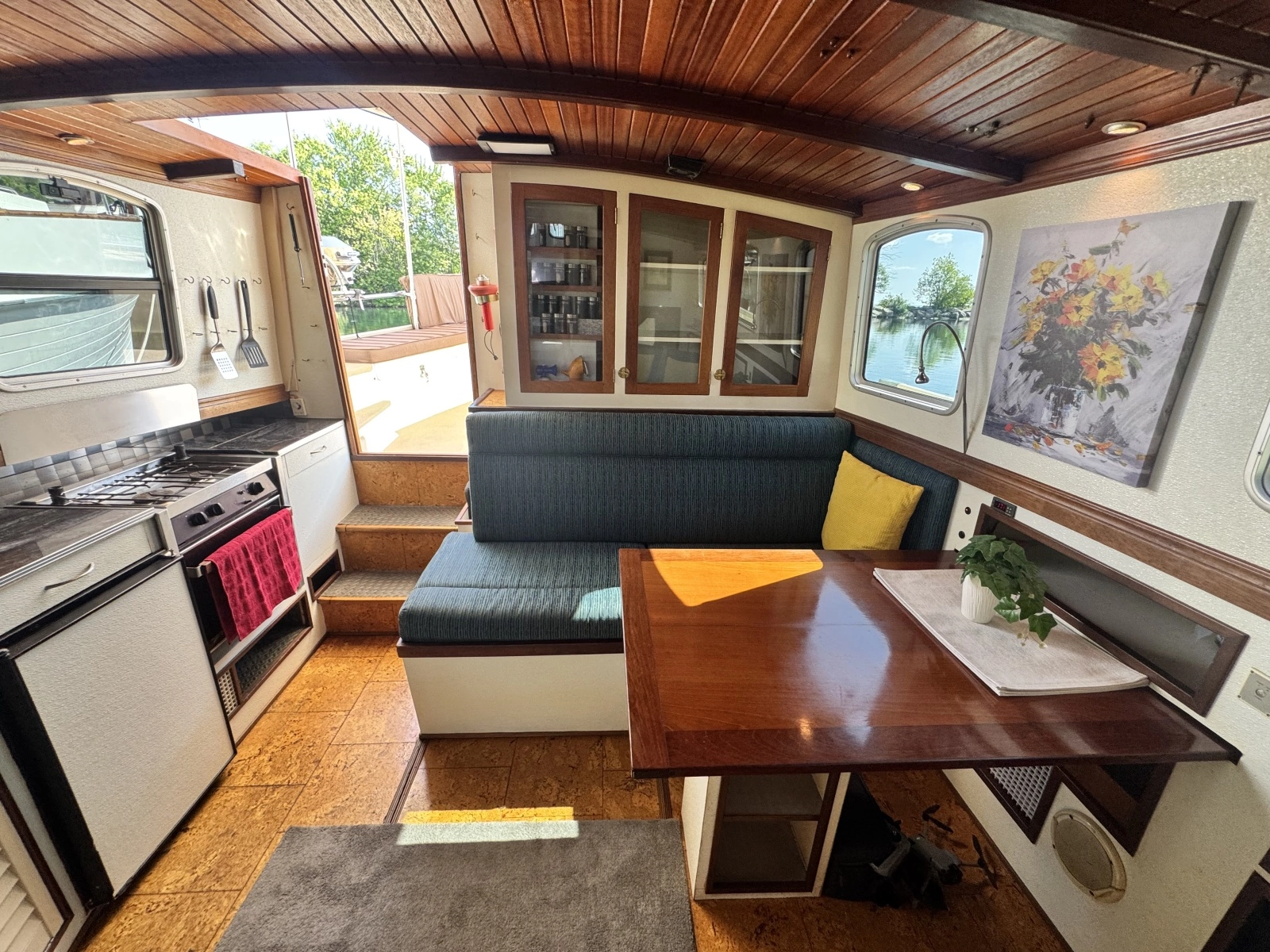 2001 Benford Fantail