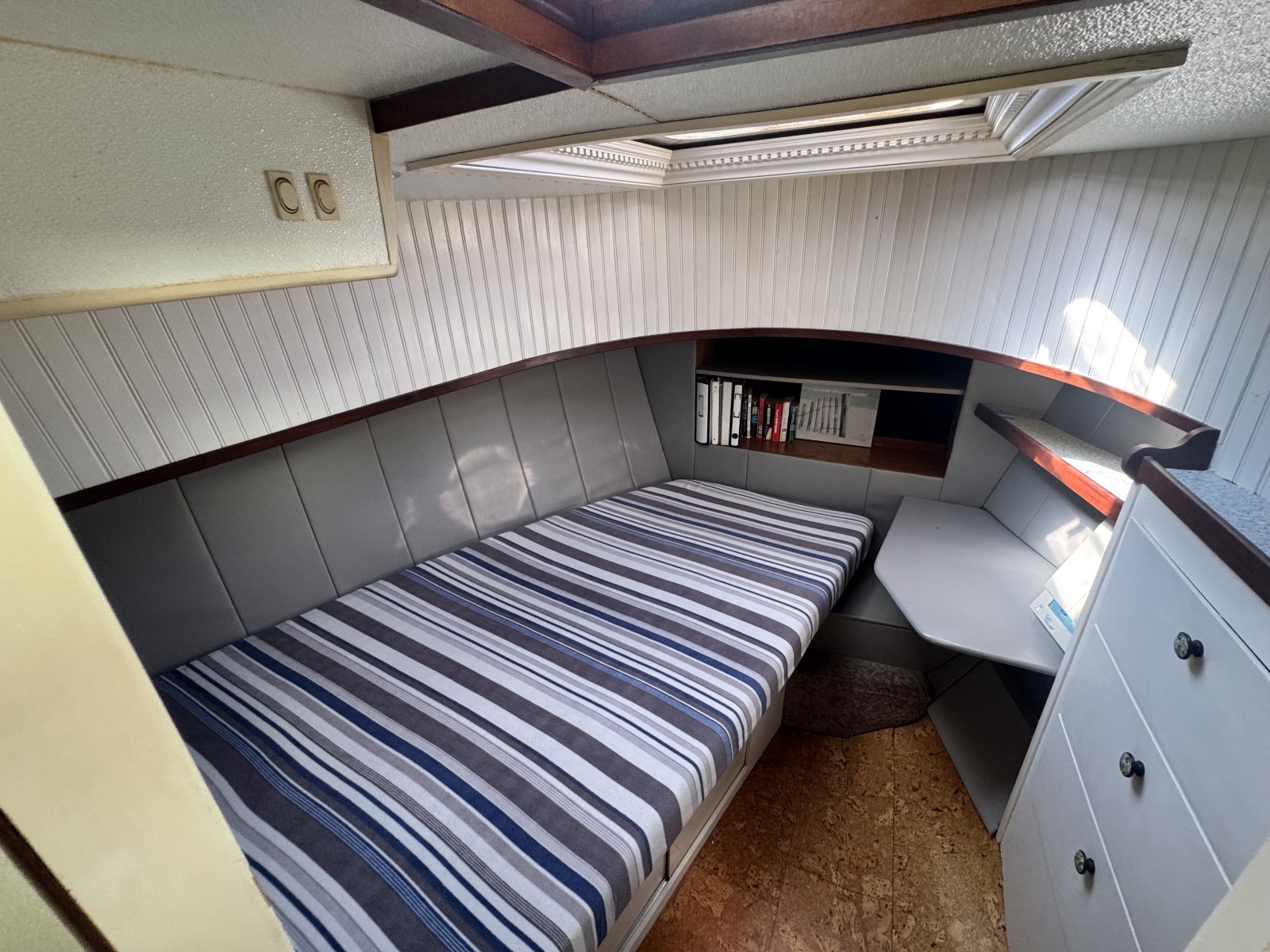 2001 Benford Fantail