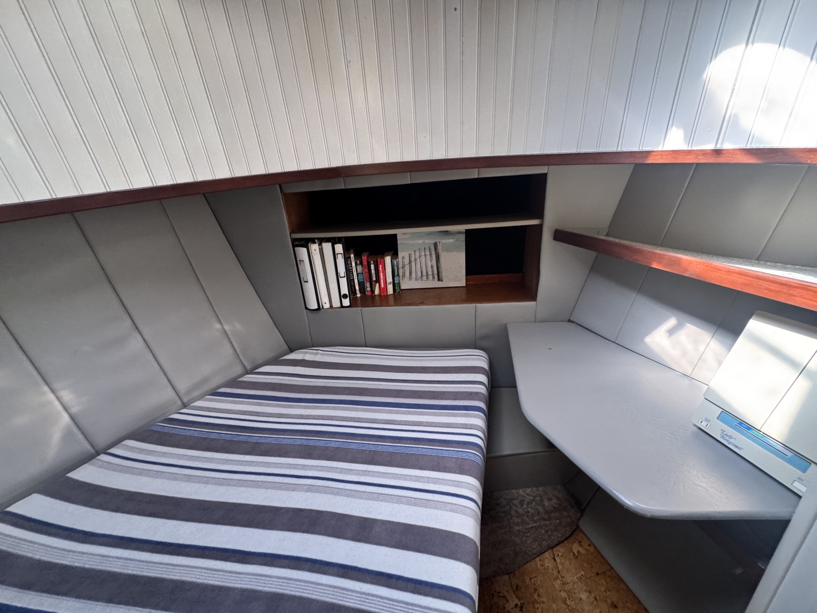 2001 Benford Fantail