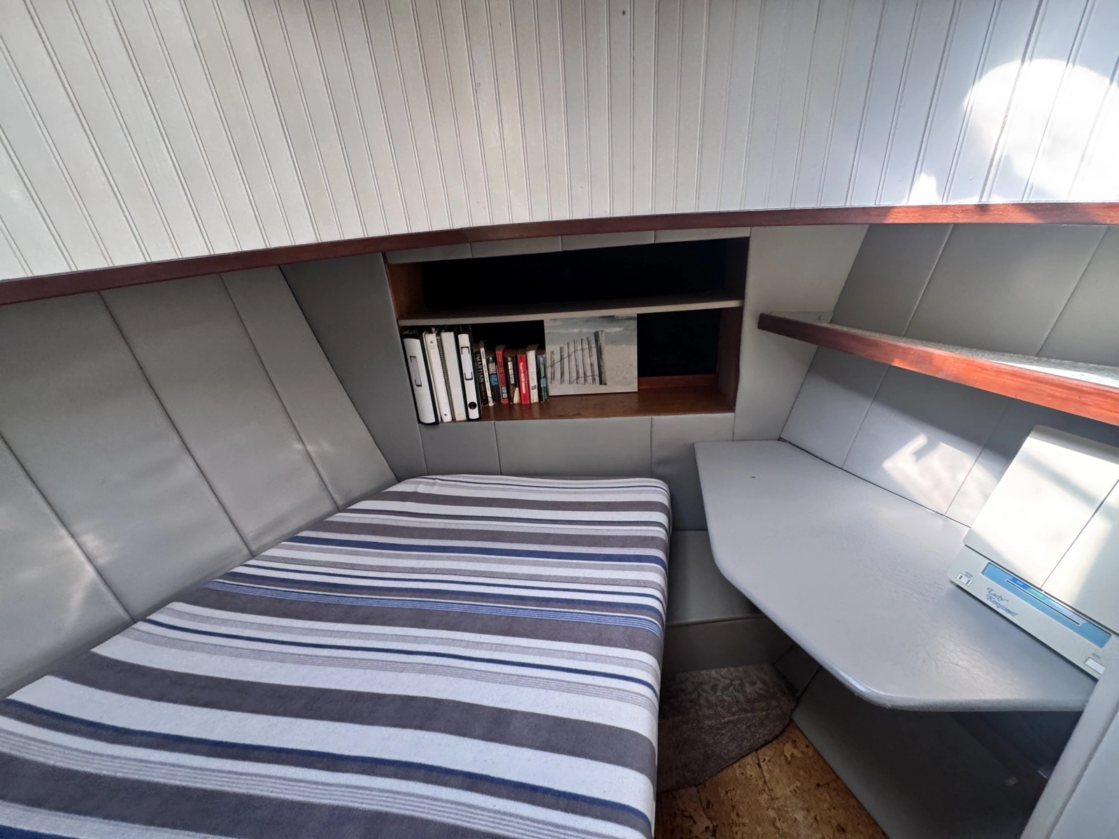 2001 Benford Fantail
