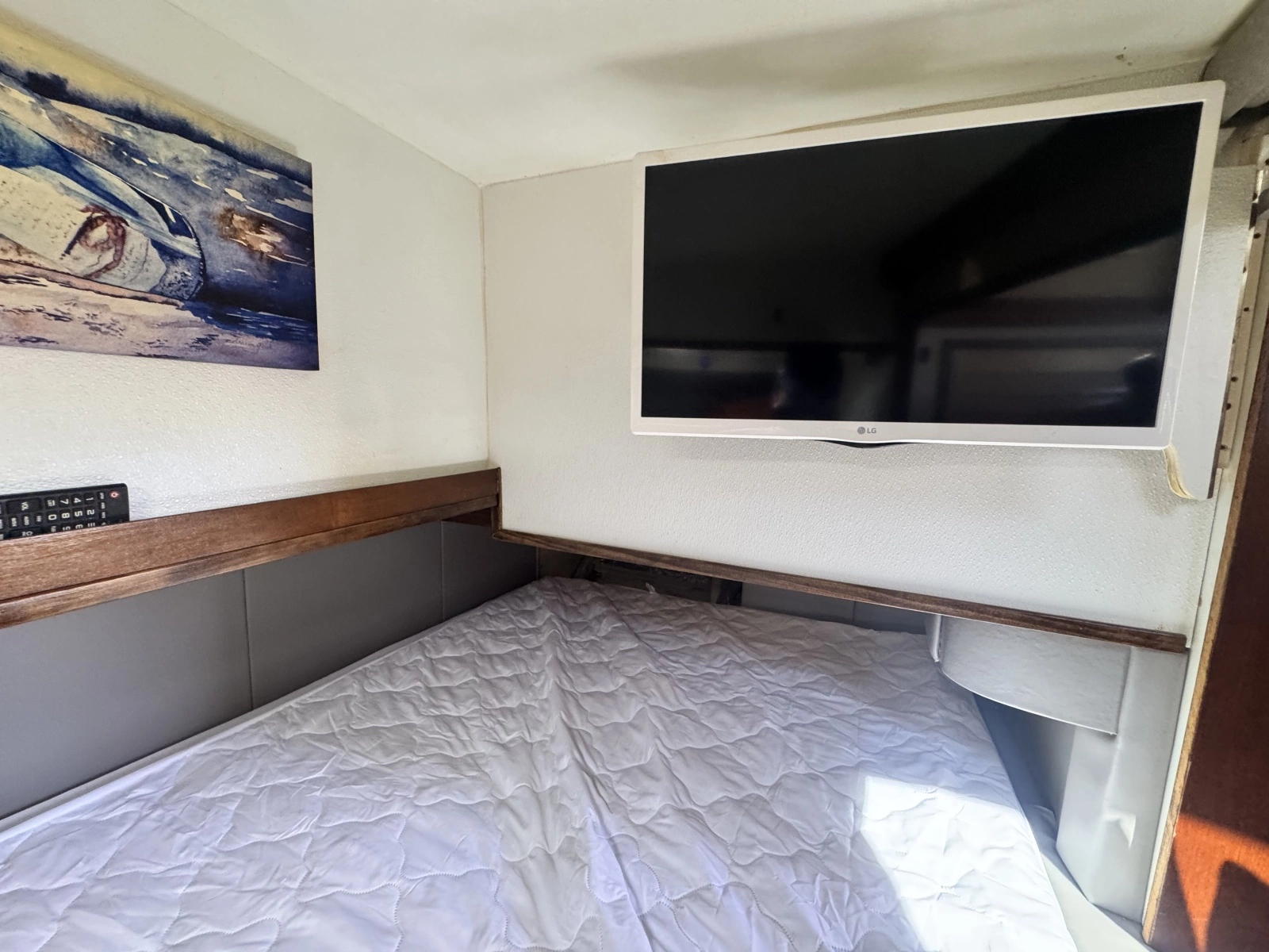 2001 Benford Fantail