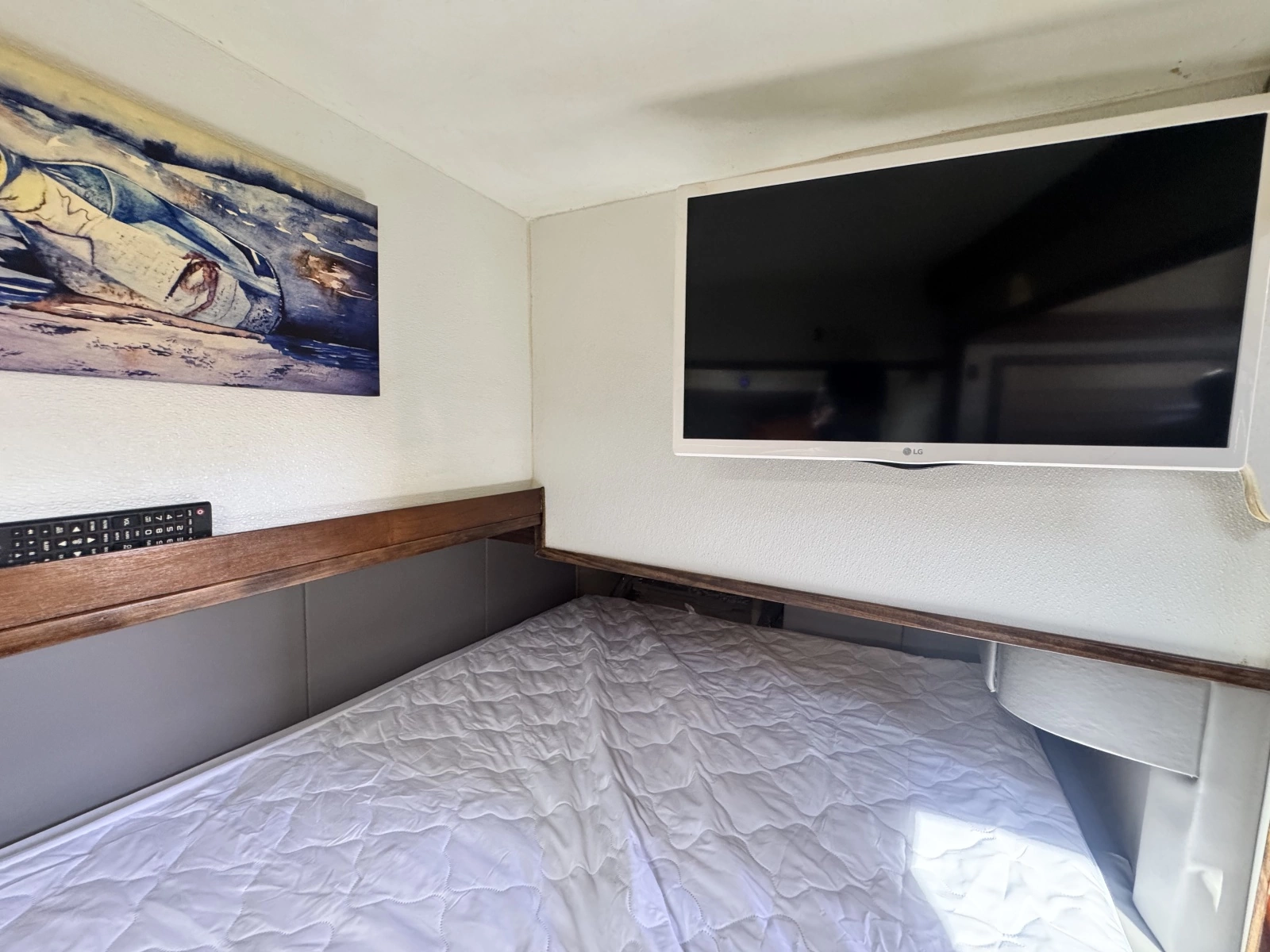2001 Benford Fantail