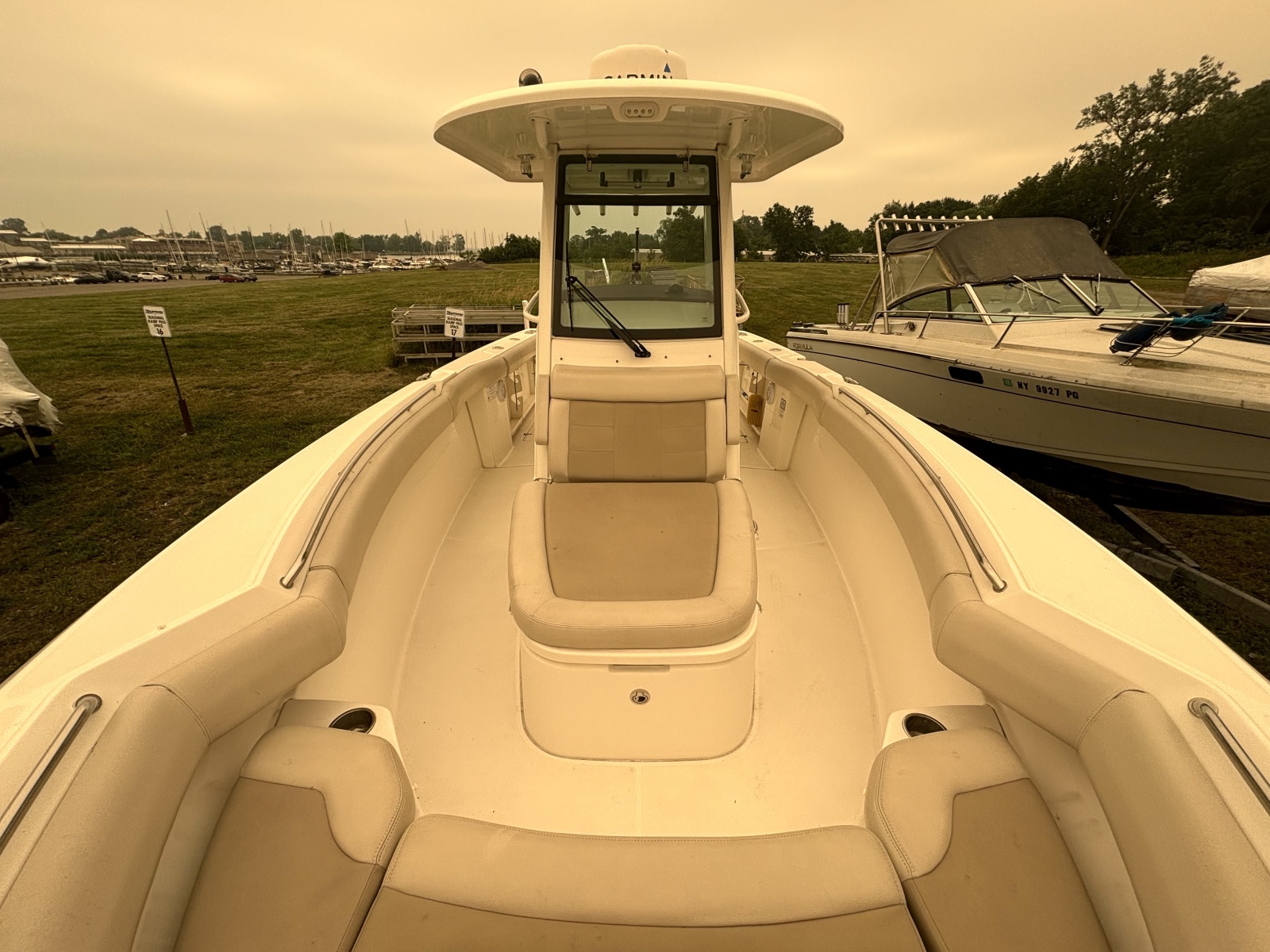 2018 Boston Whaler 280 Outrage