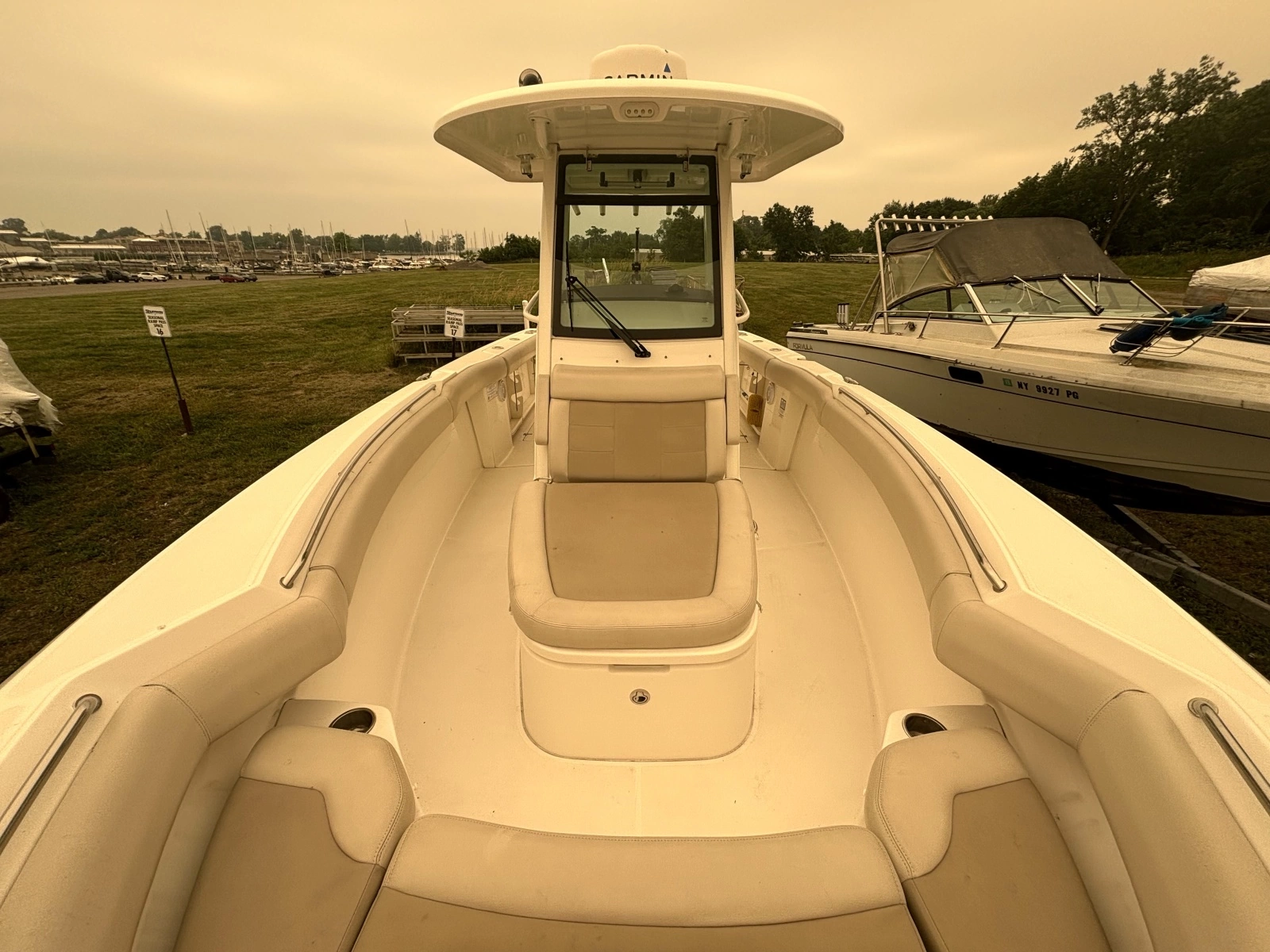2018 Boston Whaler 280 Outrage