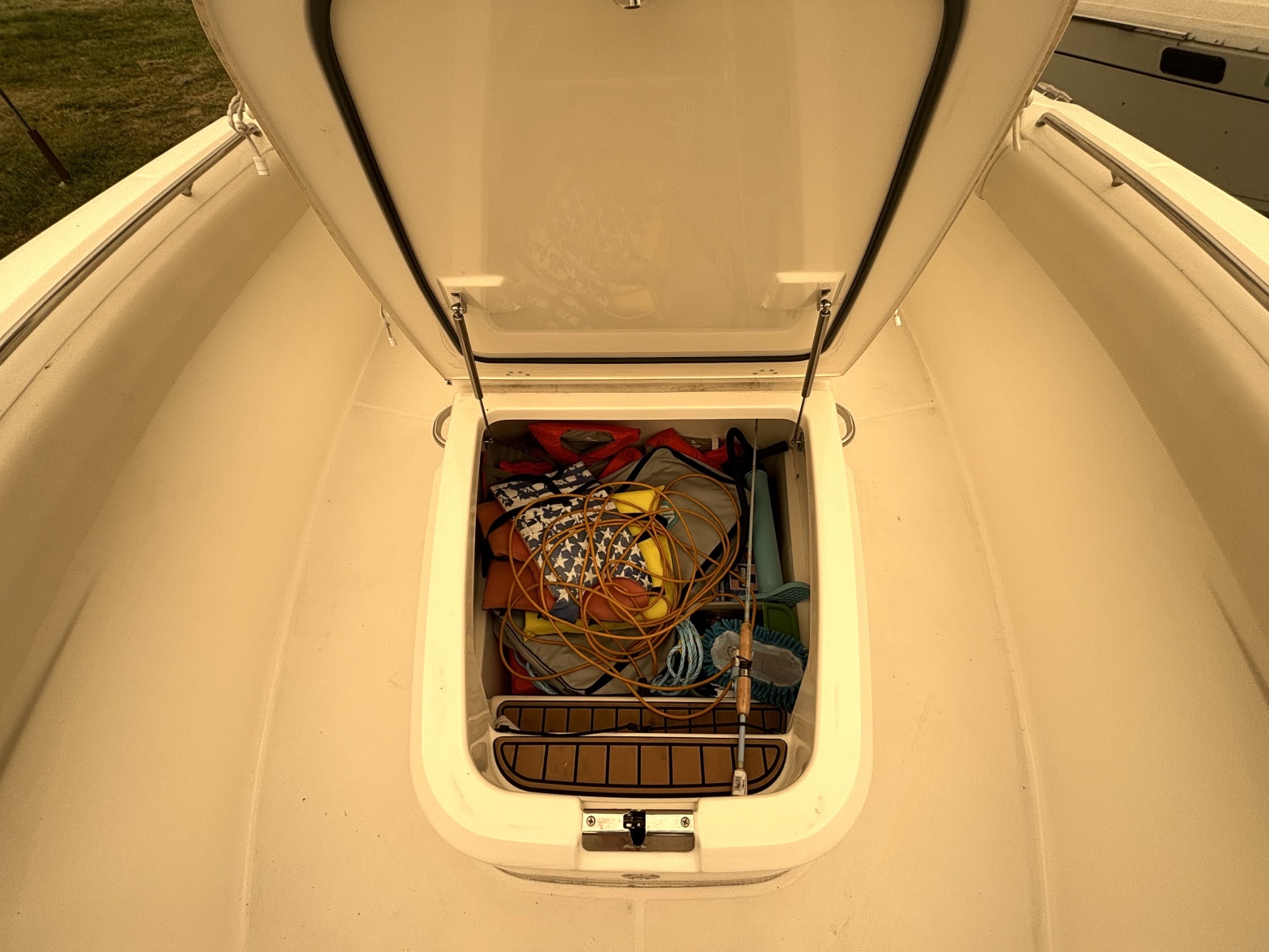 2018 Boston Whaler 280 Outrage